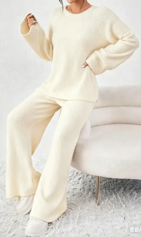 Women's Raglan Sleeve Split Long Sleeve Sweater & Elastic Waist Pants Set