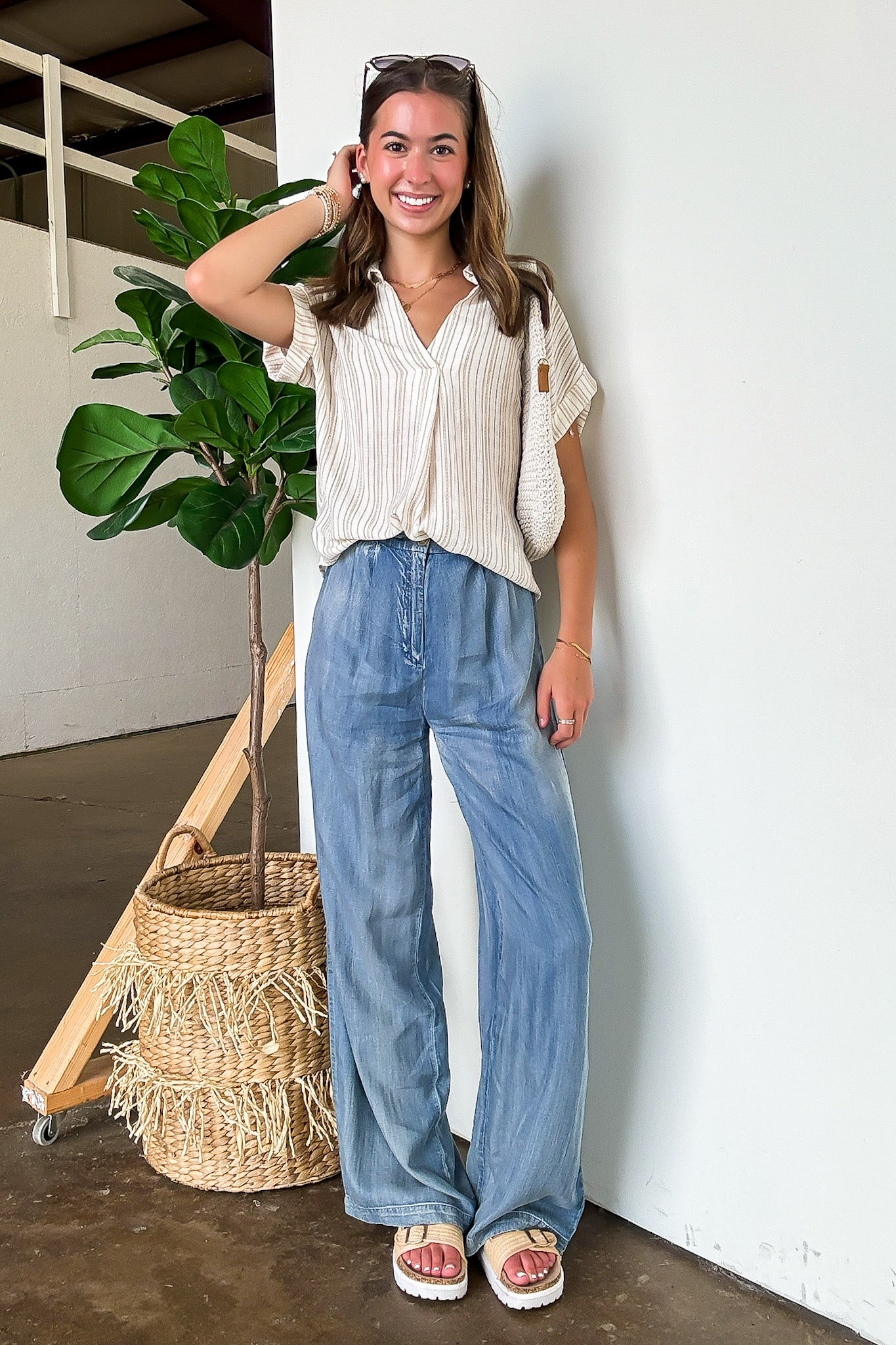 Collared Pintuck Detail Cuff Sleeve Shirt