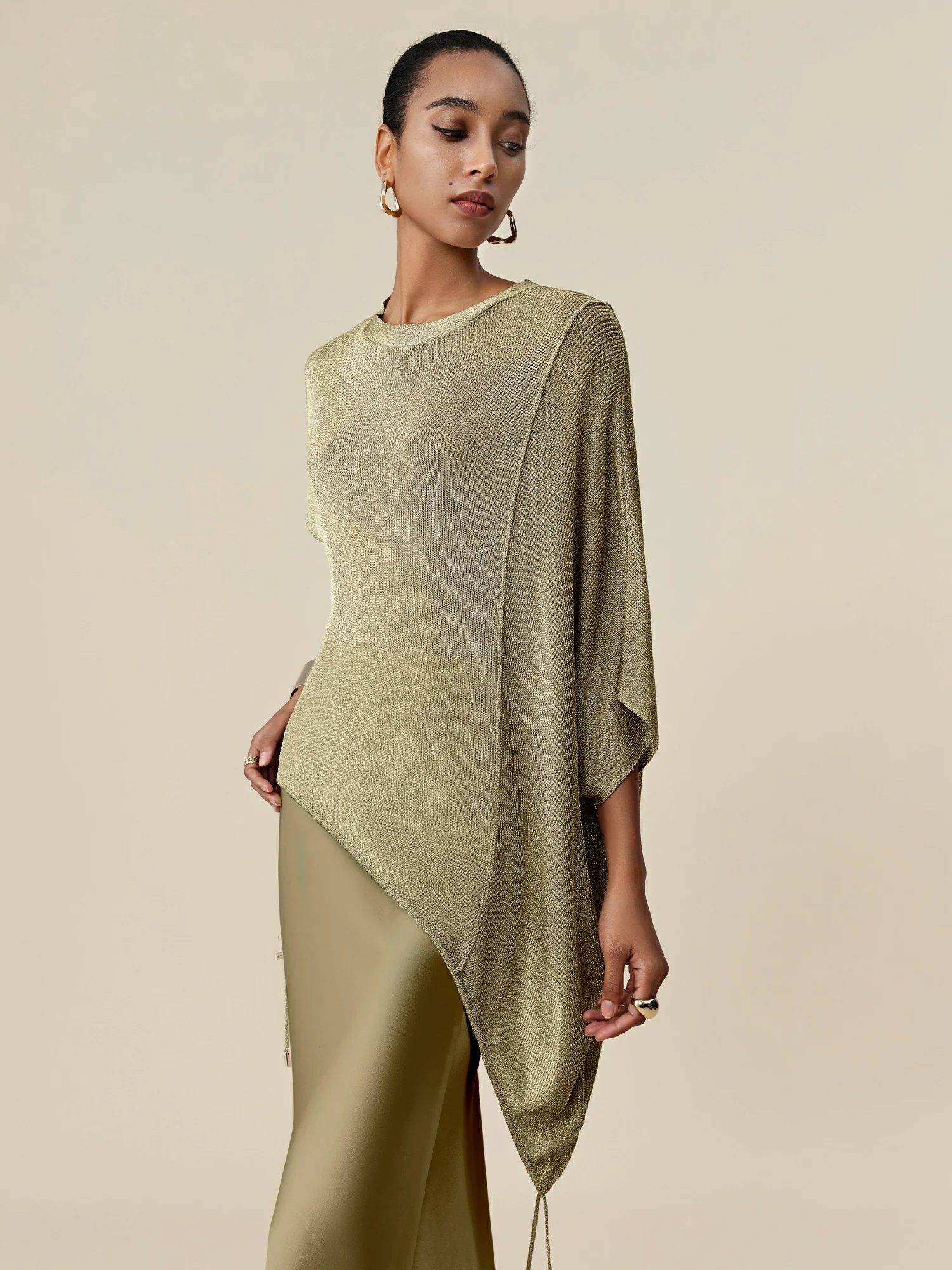 Round Neck Short Sleeve Drawstring Glitter Top