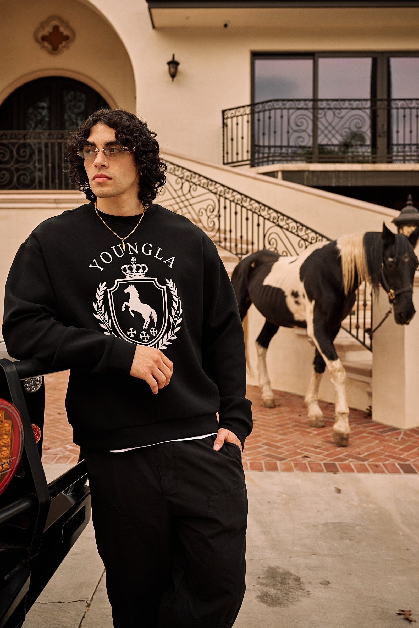 5075 - Old Money Crewnecks