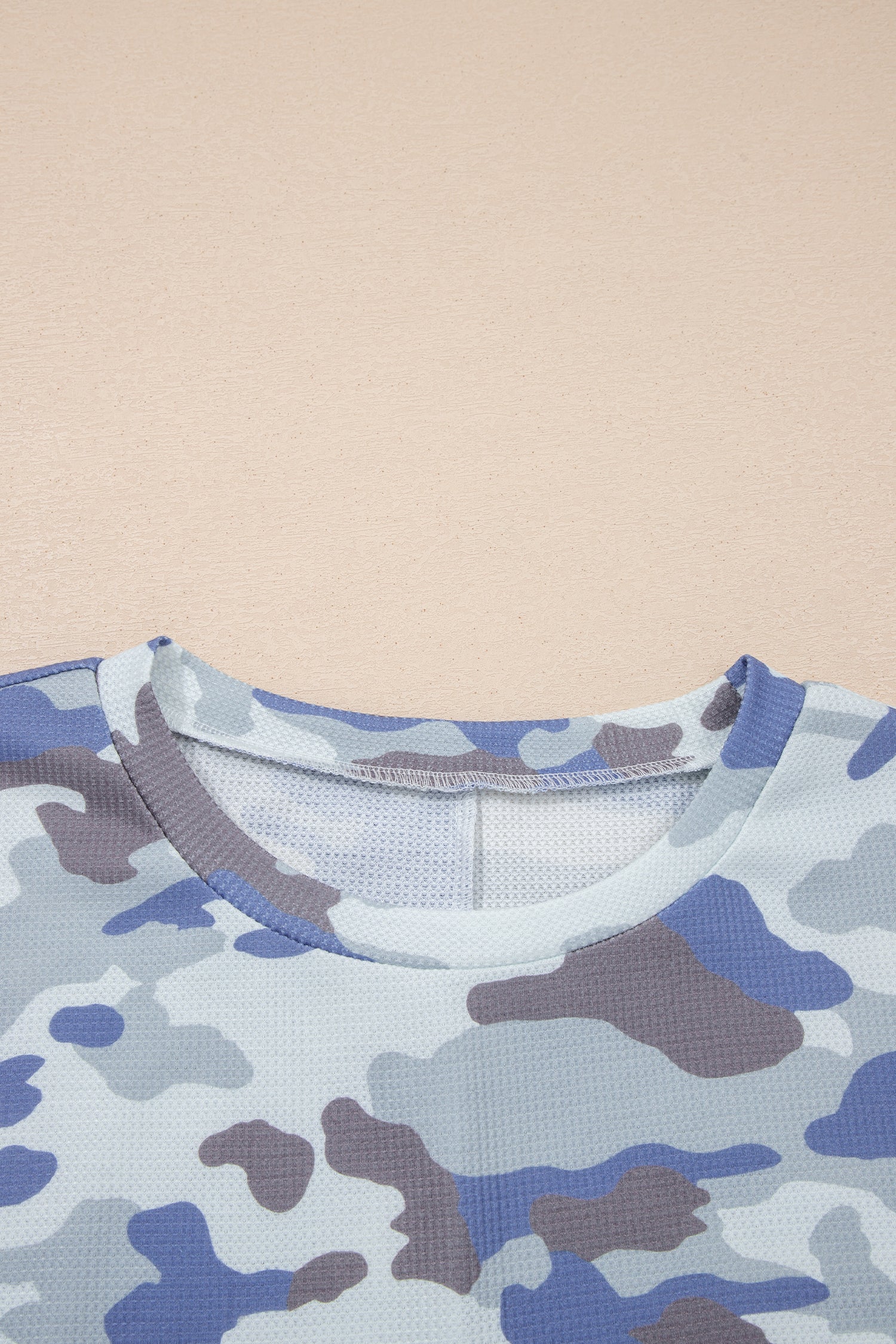 Gray Plus Size Camouflage Print Textured Casual Tee