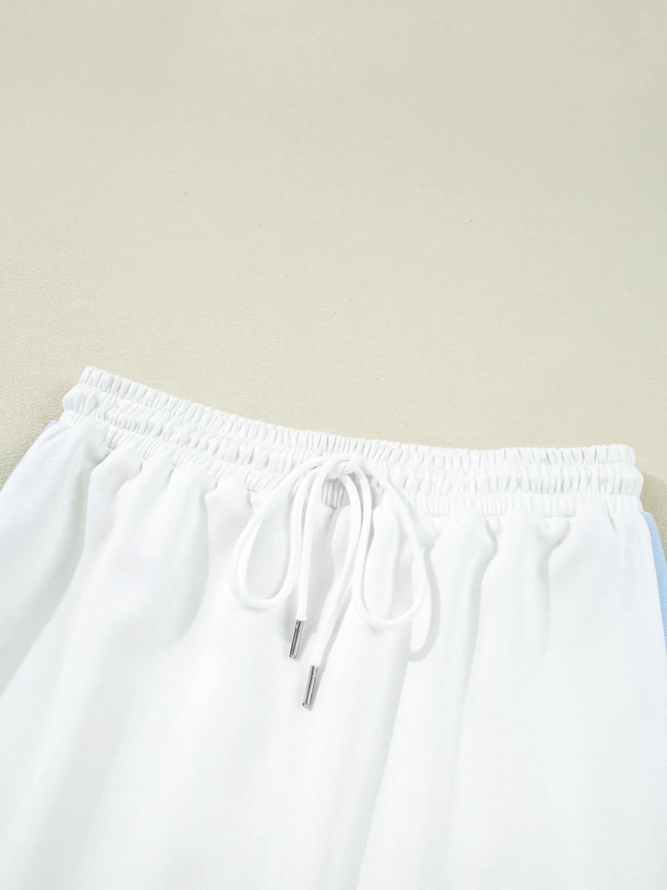 Contrast Trim Top and Mini Skirt Set