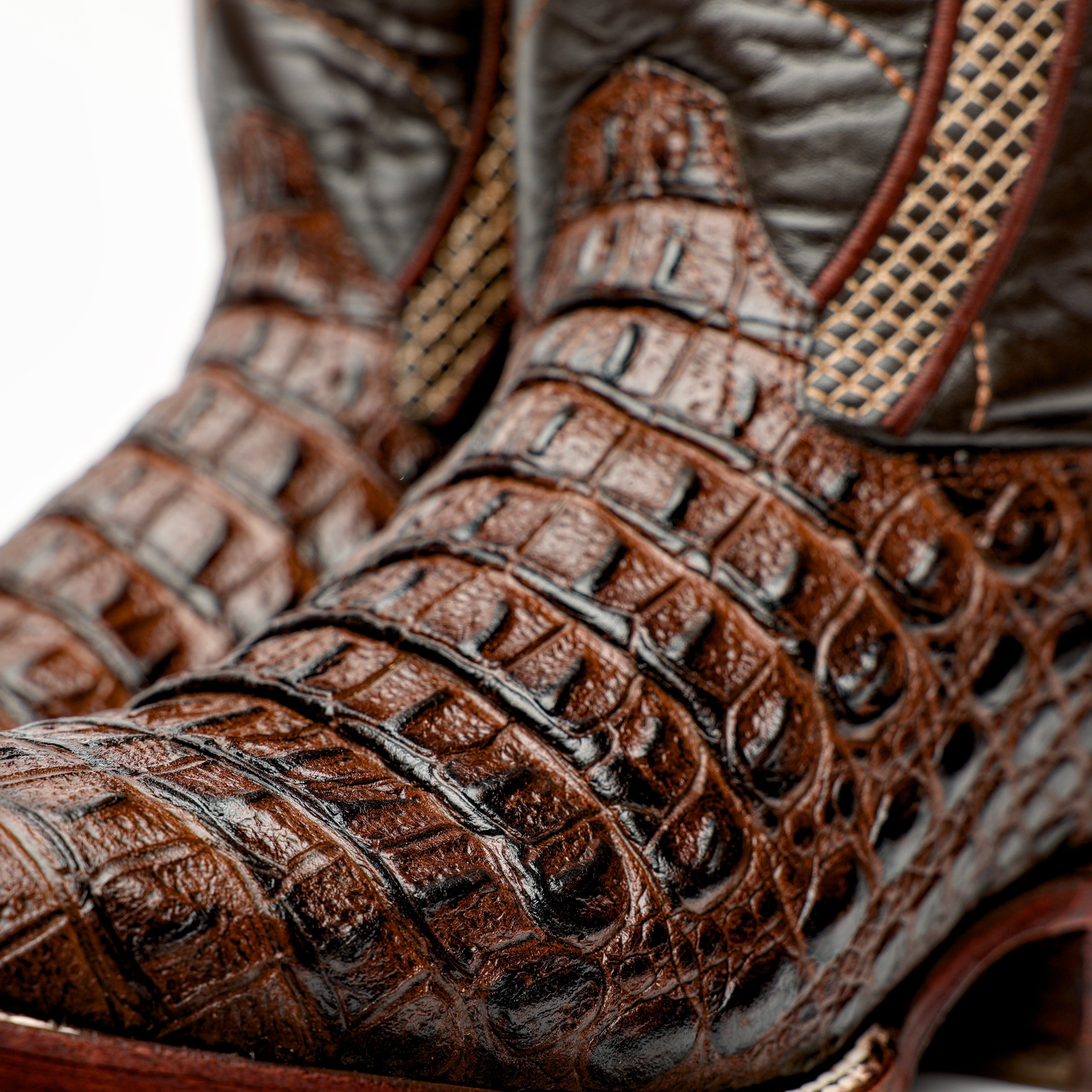 Chocolate Brown Caimán Hornback Leather Boots - Square Toe