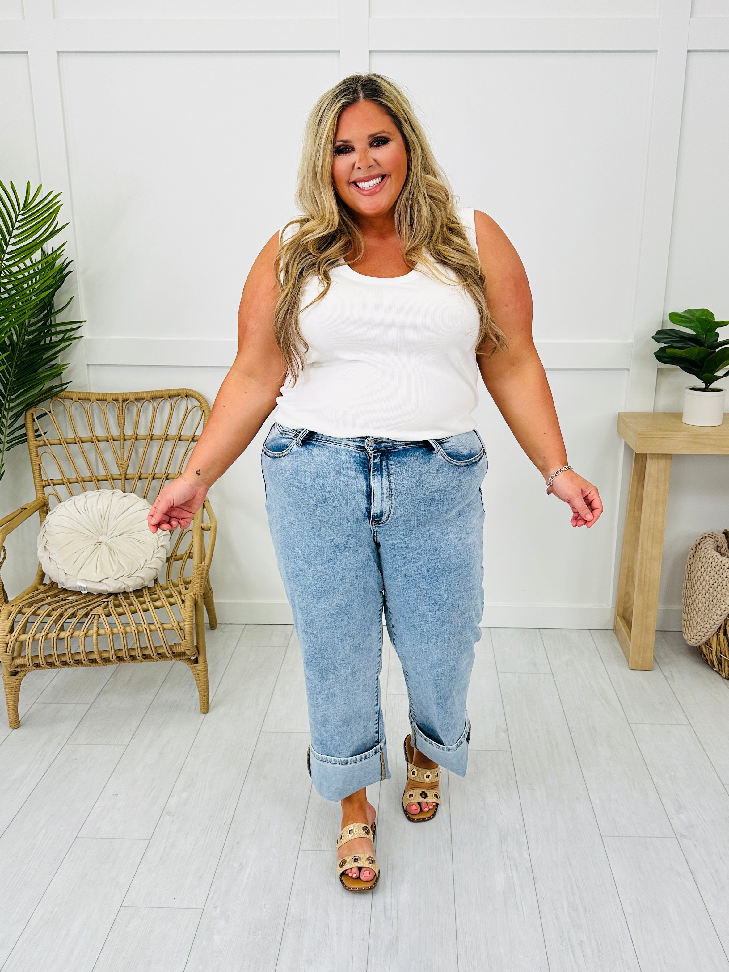 Judy Blue Caught Feelings Straight Fit Jeans