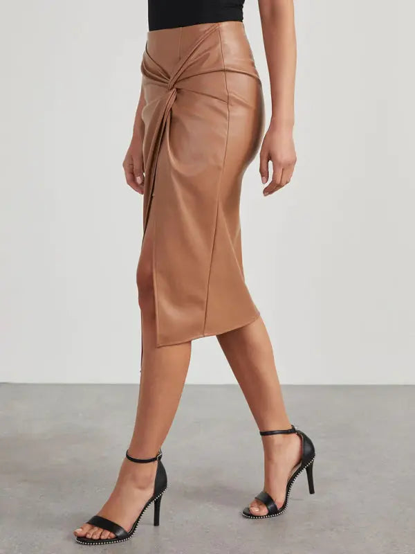 Solid Color Slit Mid-Length Butt-Covering Leather Skirt