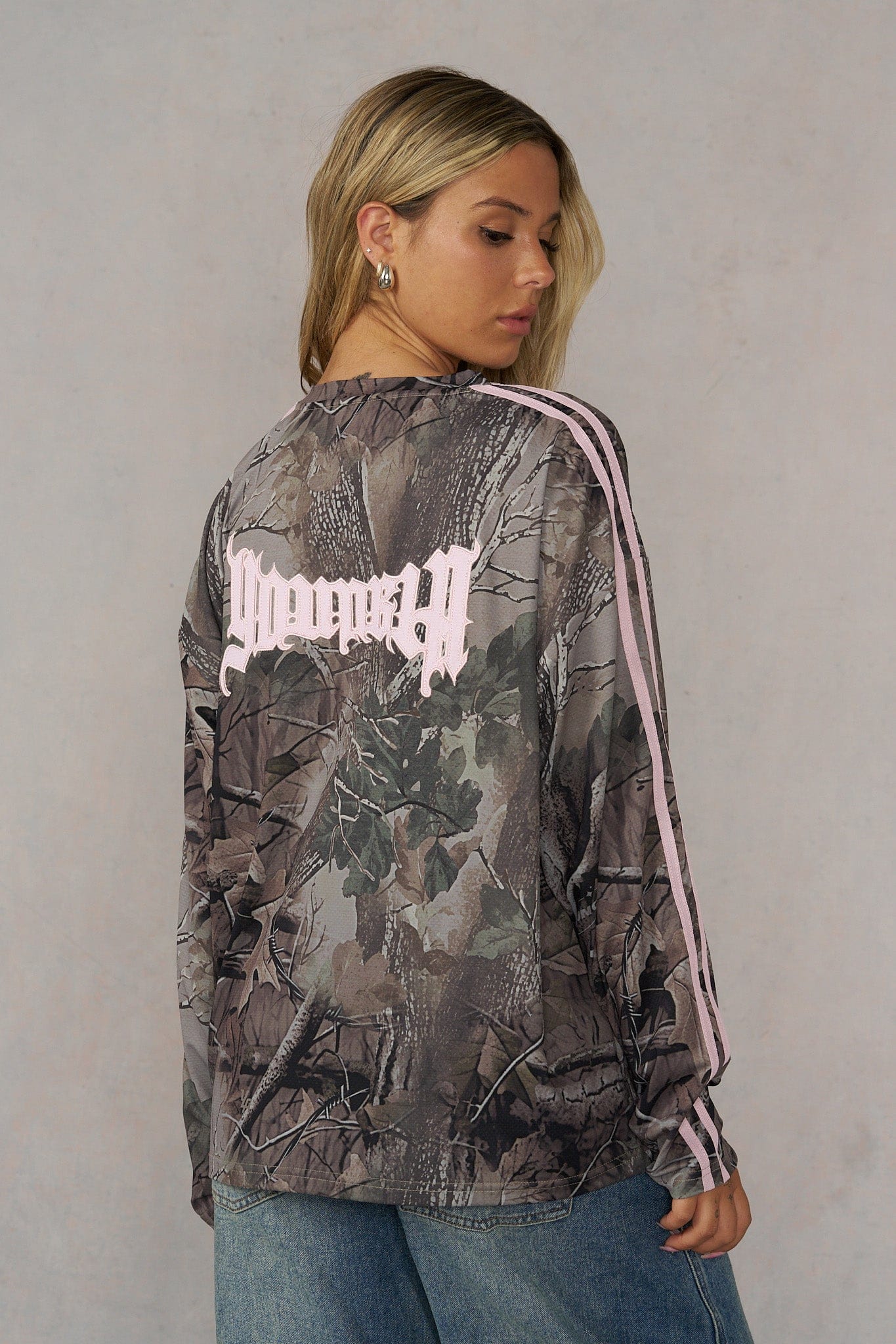 W4302 - Camo Longsleeve Jersey
