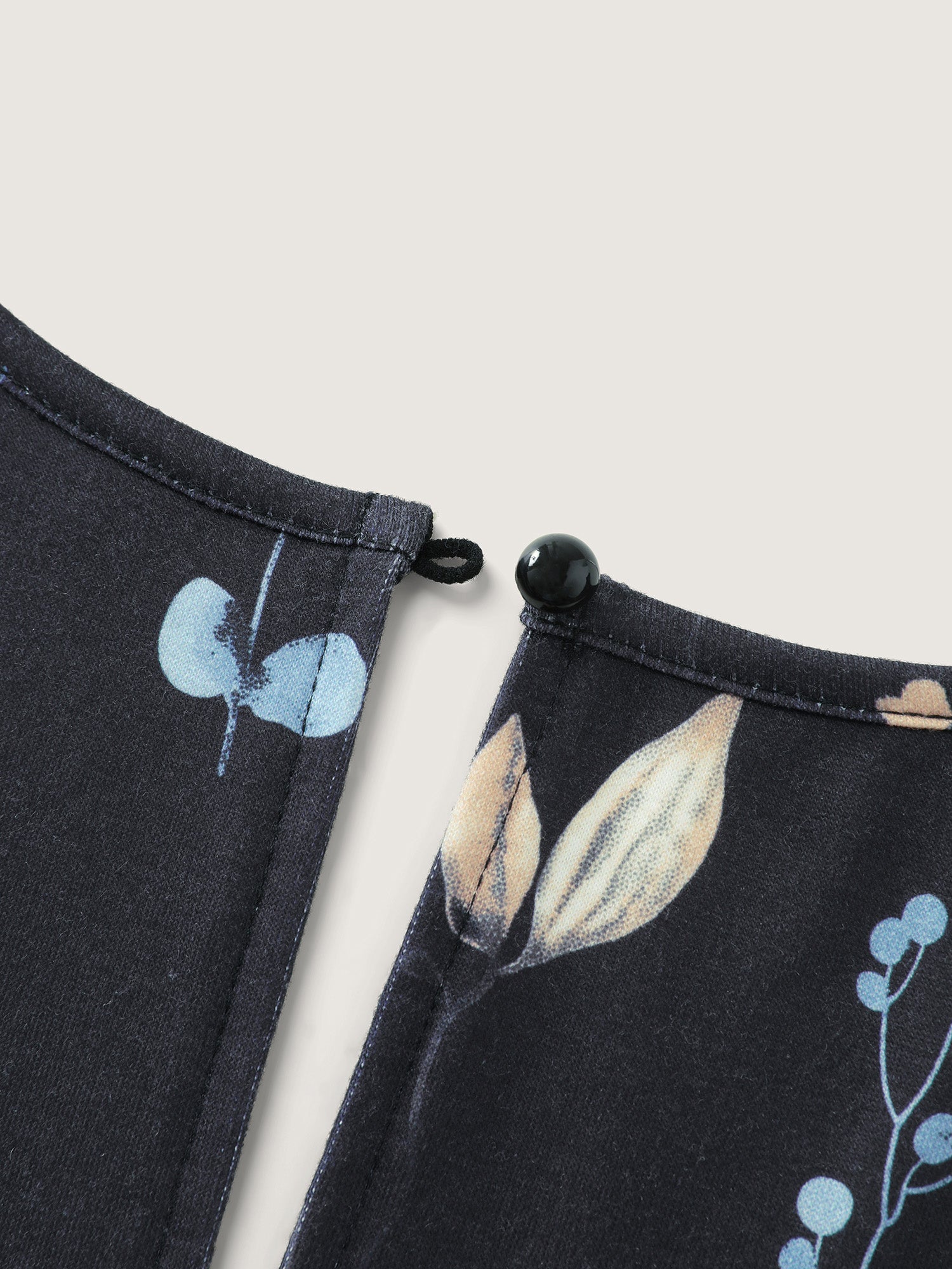 Stretchy Floral Print V-Neck Jumpsuit