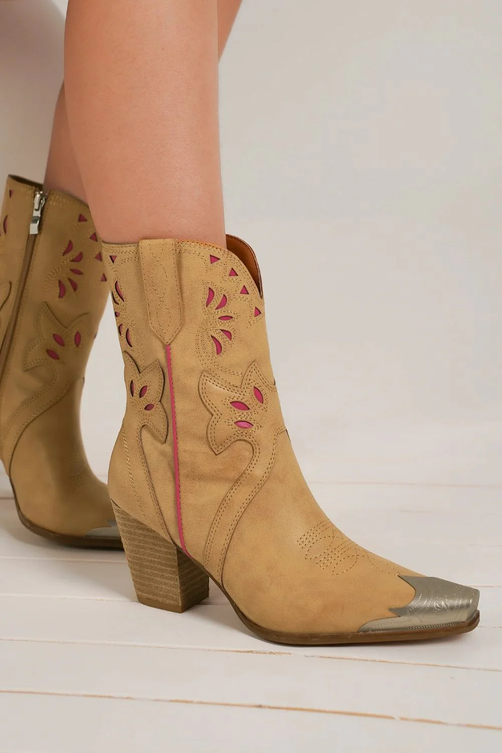 Cut-Out Floral Embroidery Boots in Camel