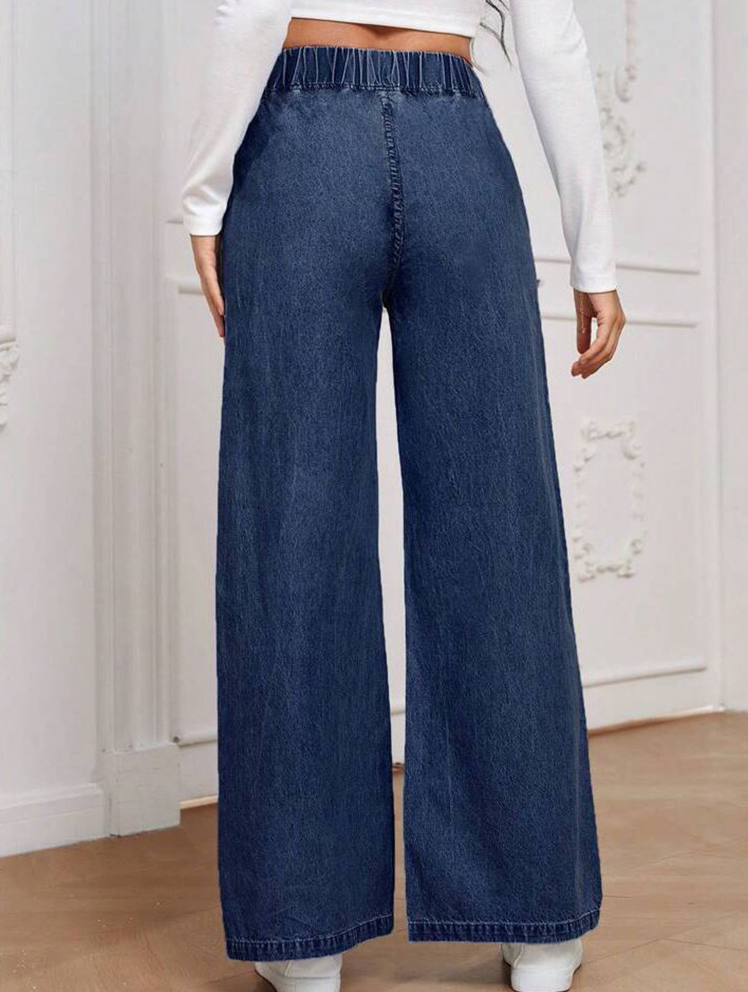 Wide-leg plus-size elastic waist jeans
