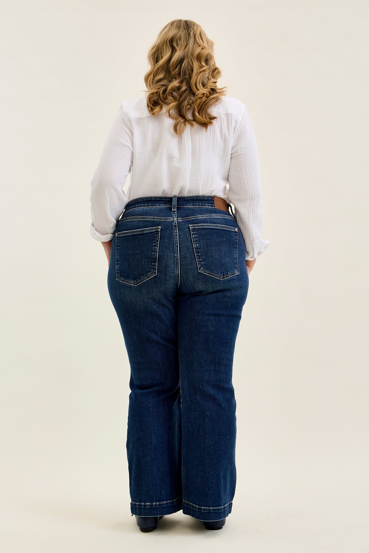 Charlotte Flare Jean (Petite) - PLUS