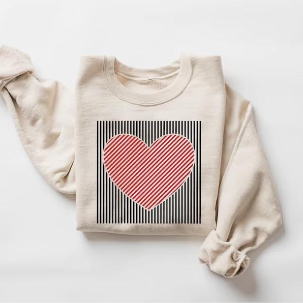 Retro Heart Valentine Sweatshirt – Cozy & Cute Unisex Love Top