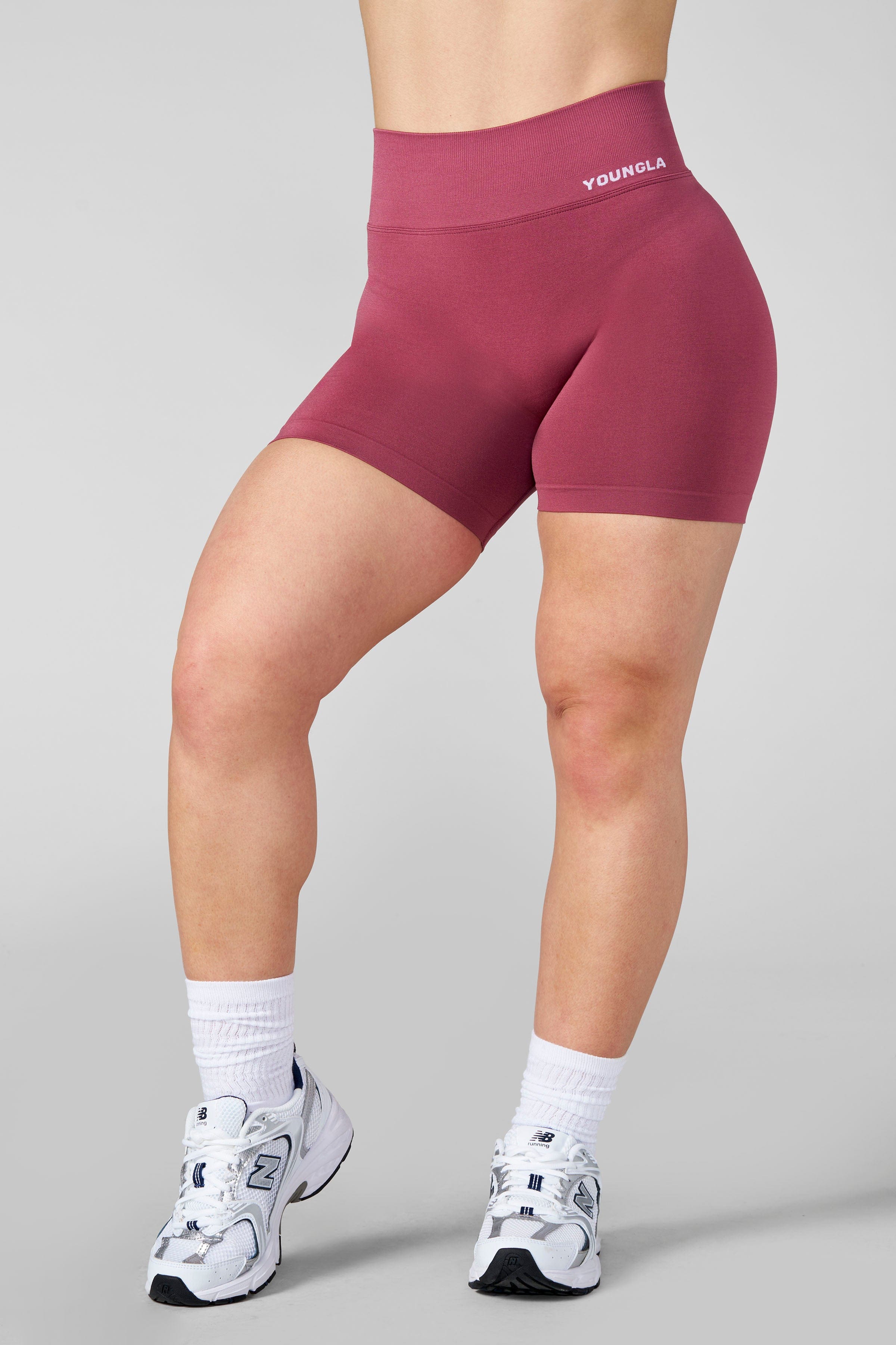 W1156 - Kove Seamless Shorts