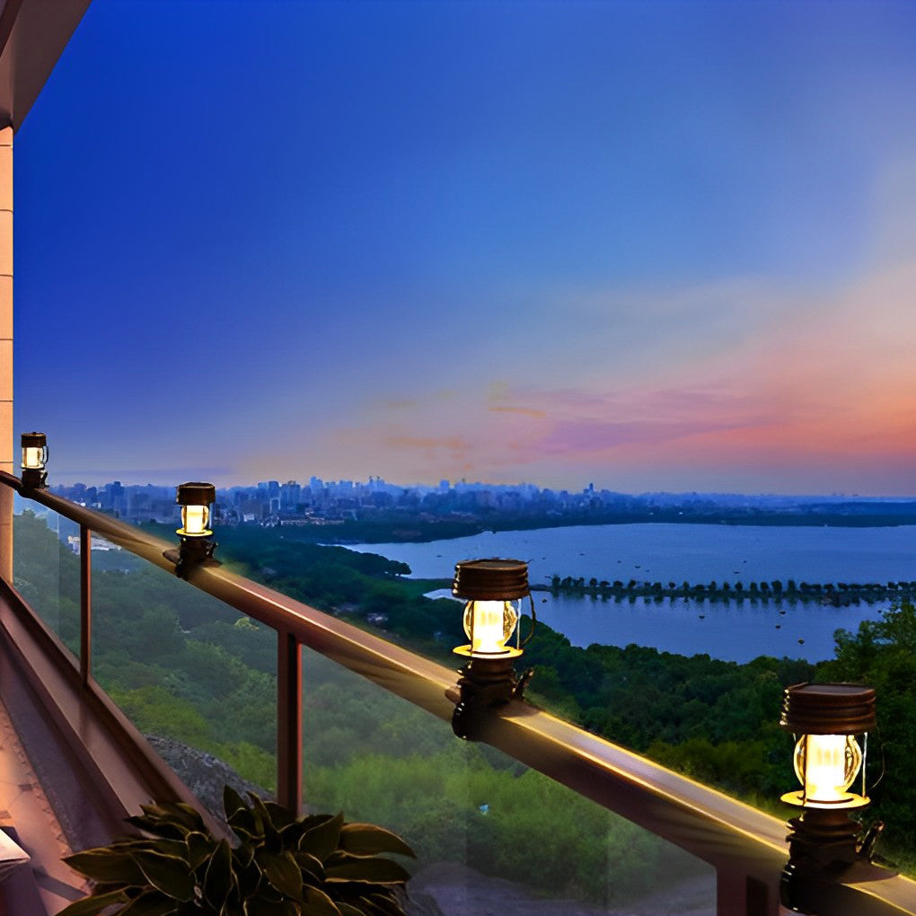 Retro Portable Waterproof Intelligent Led Solar Powered Outdoor Lights