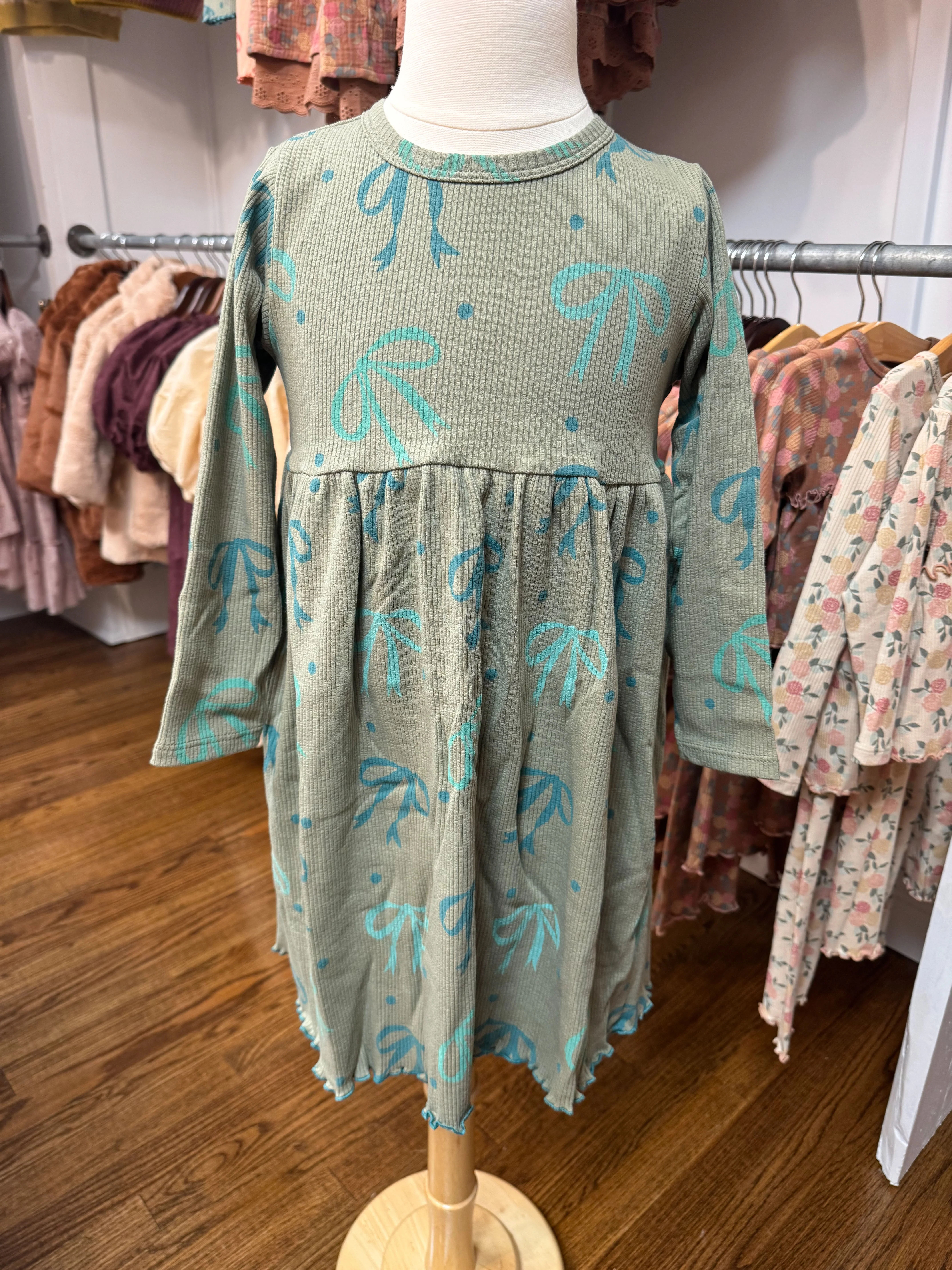 Rib Long Sleeve Dress: Green Bows