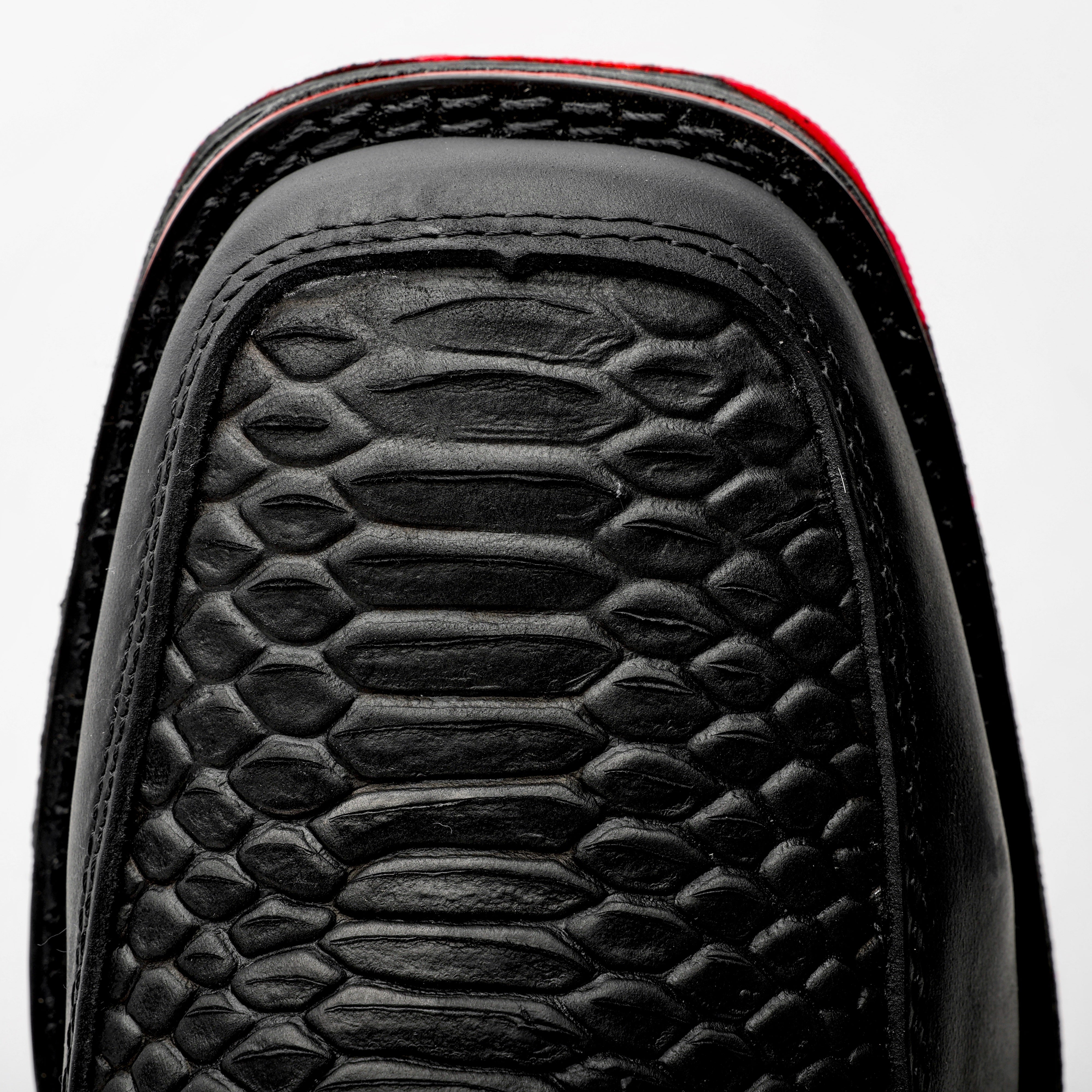 Matte Black Python Leather Botin With 3D Lightweight Soles - Square Toe