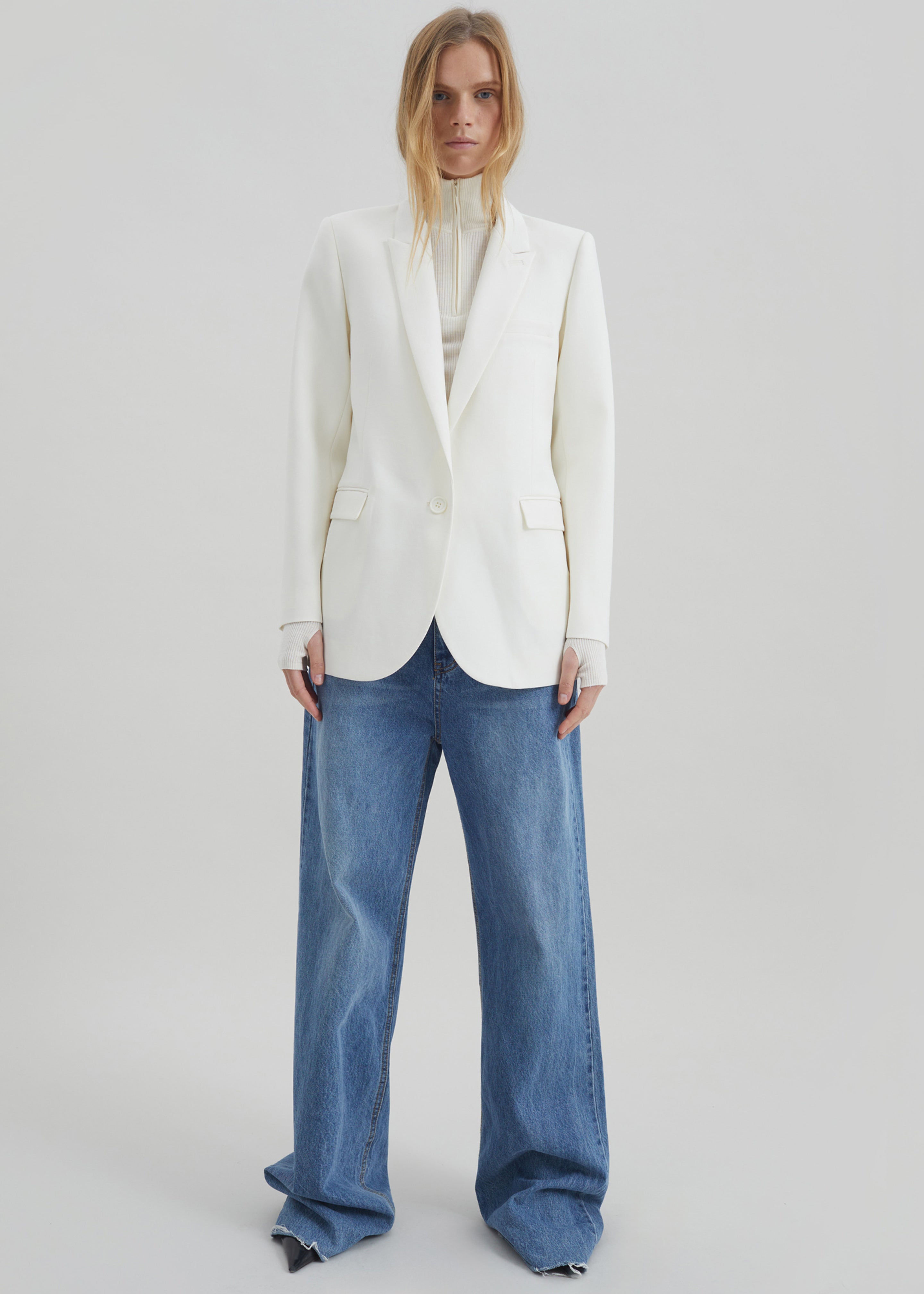 Amelia Tailored Blazer - White