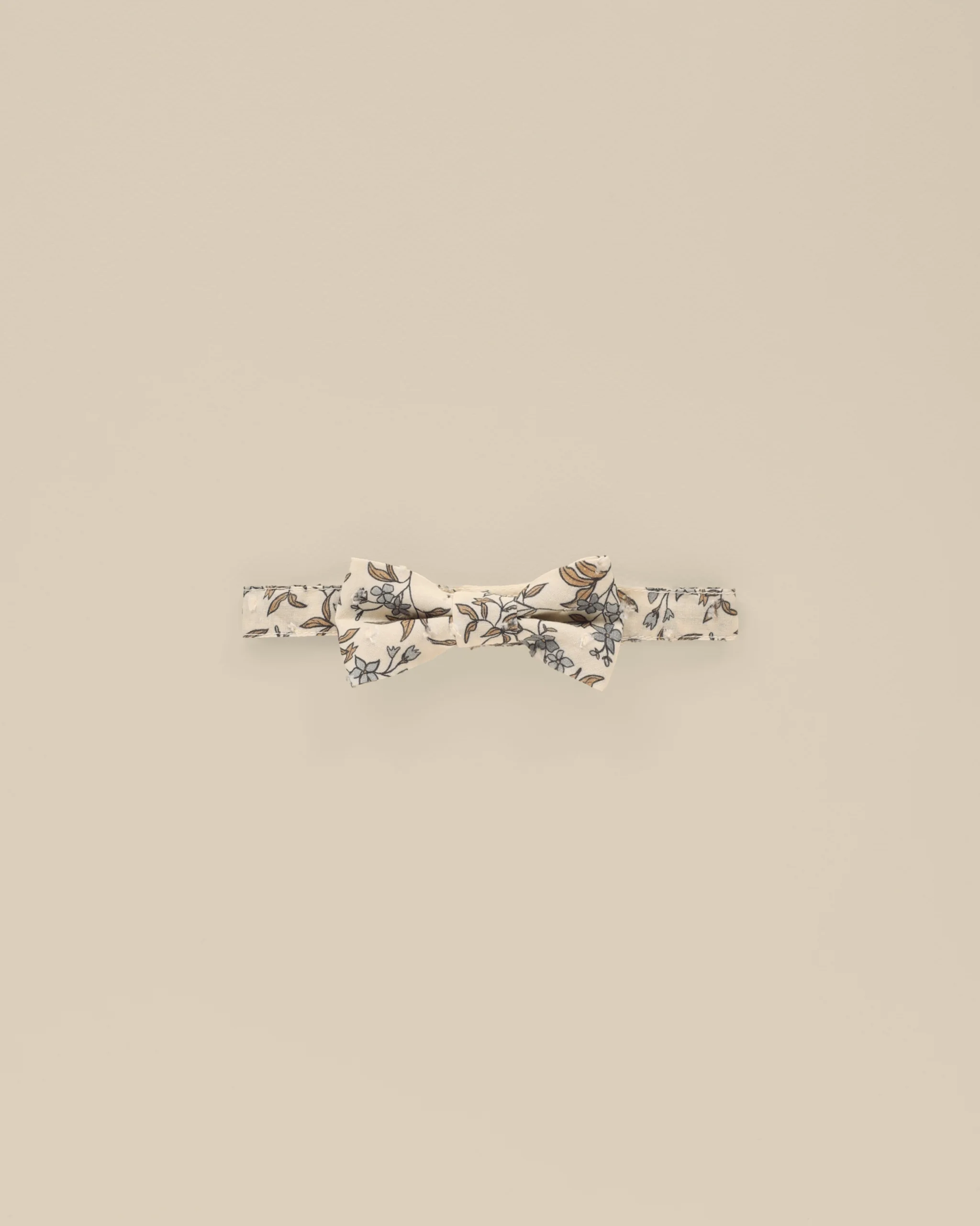 Bow Tie || Vintage Blue Floral