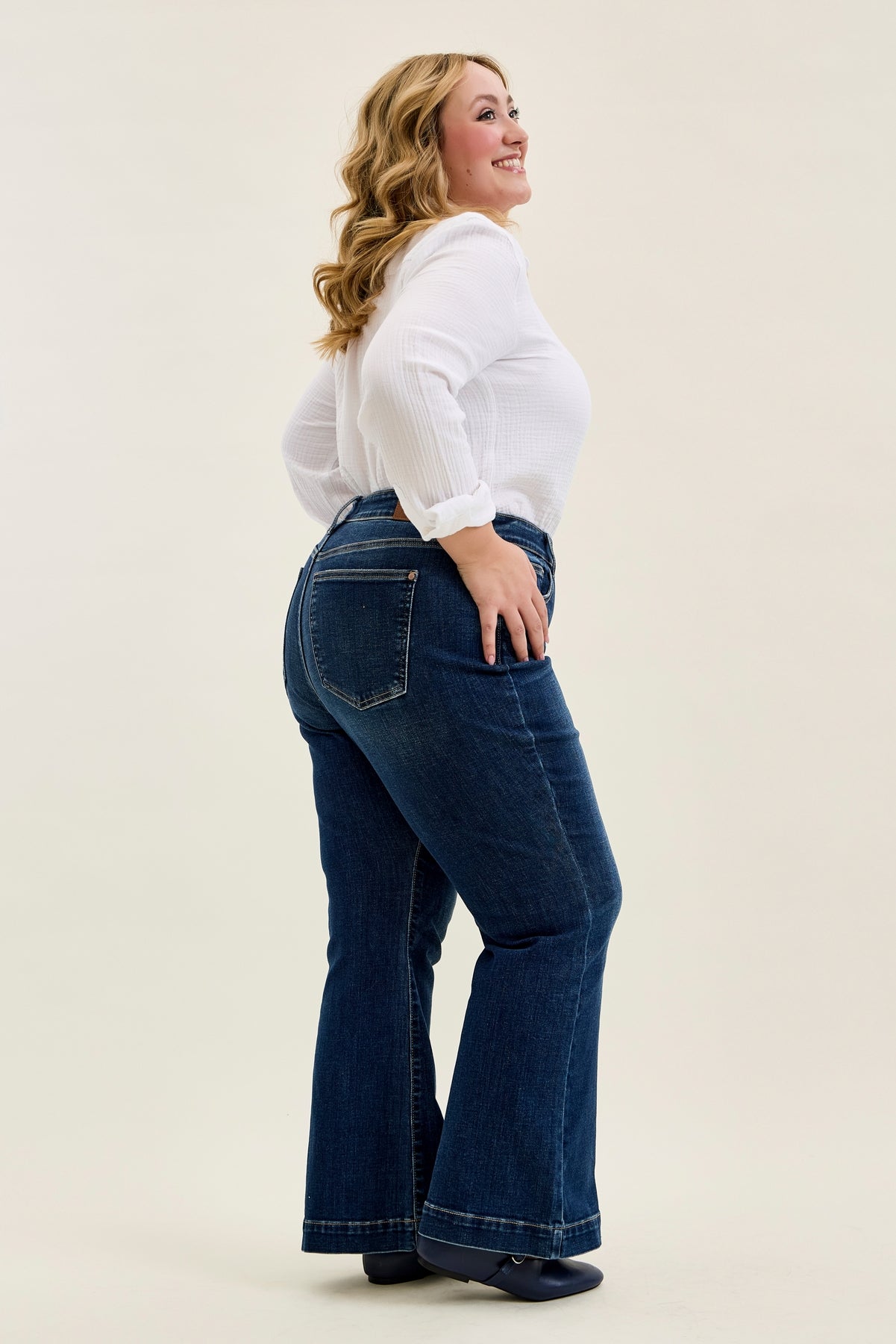 Charlotte Flare Jean (Petite) - PLUS