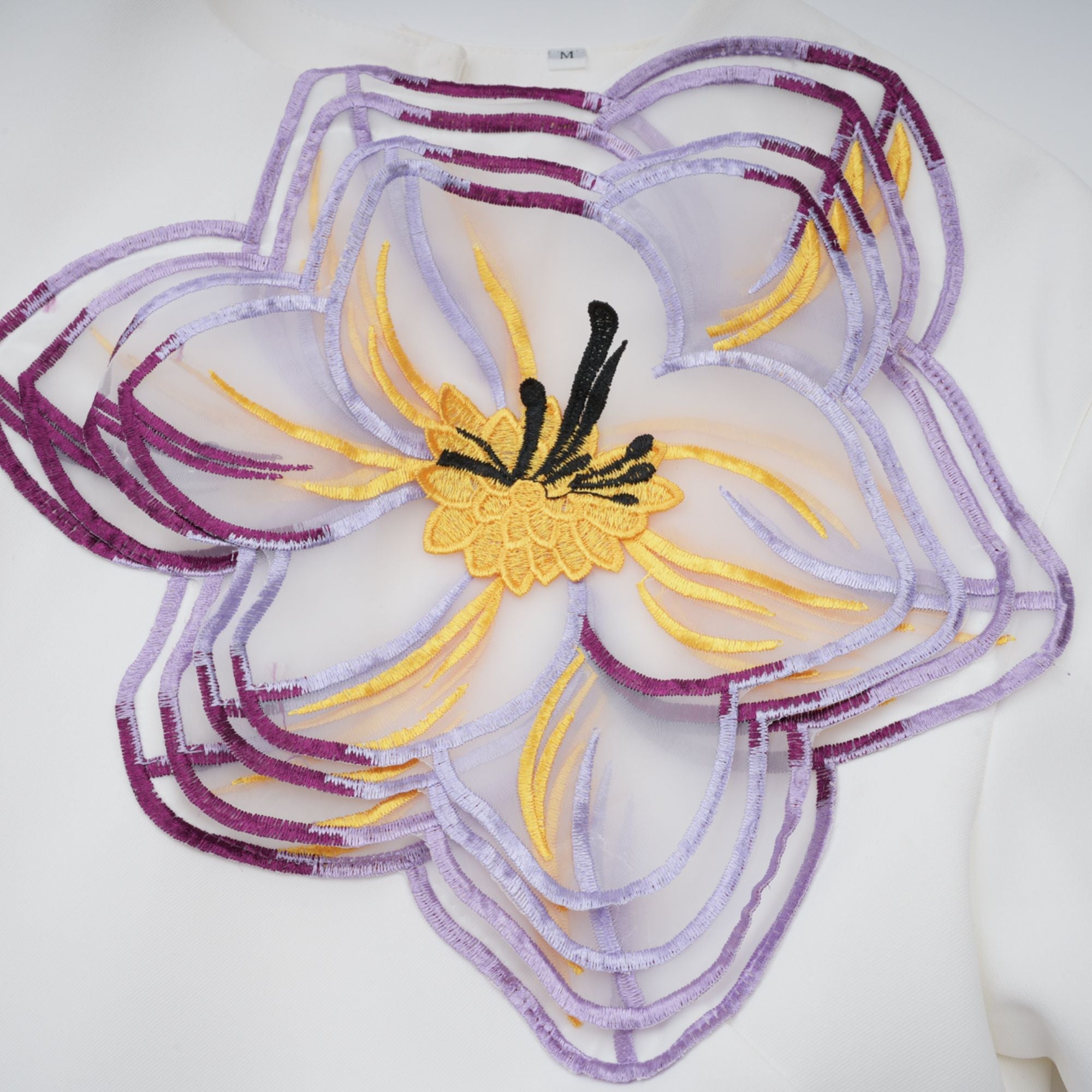 Flower Print set in white