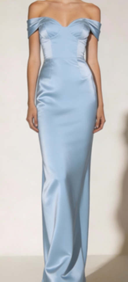 Luxury Satin Finish: Strapless Maxi Dress with Built-In Support (Stay-in-Place)