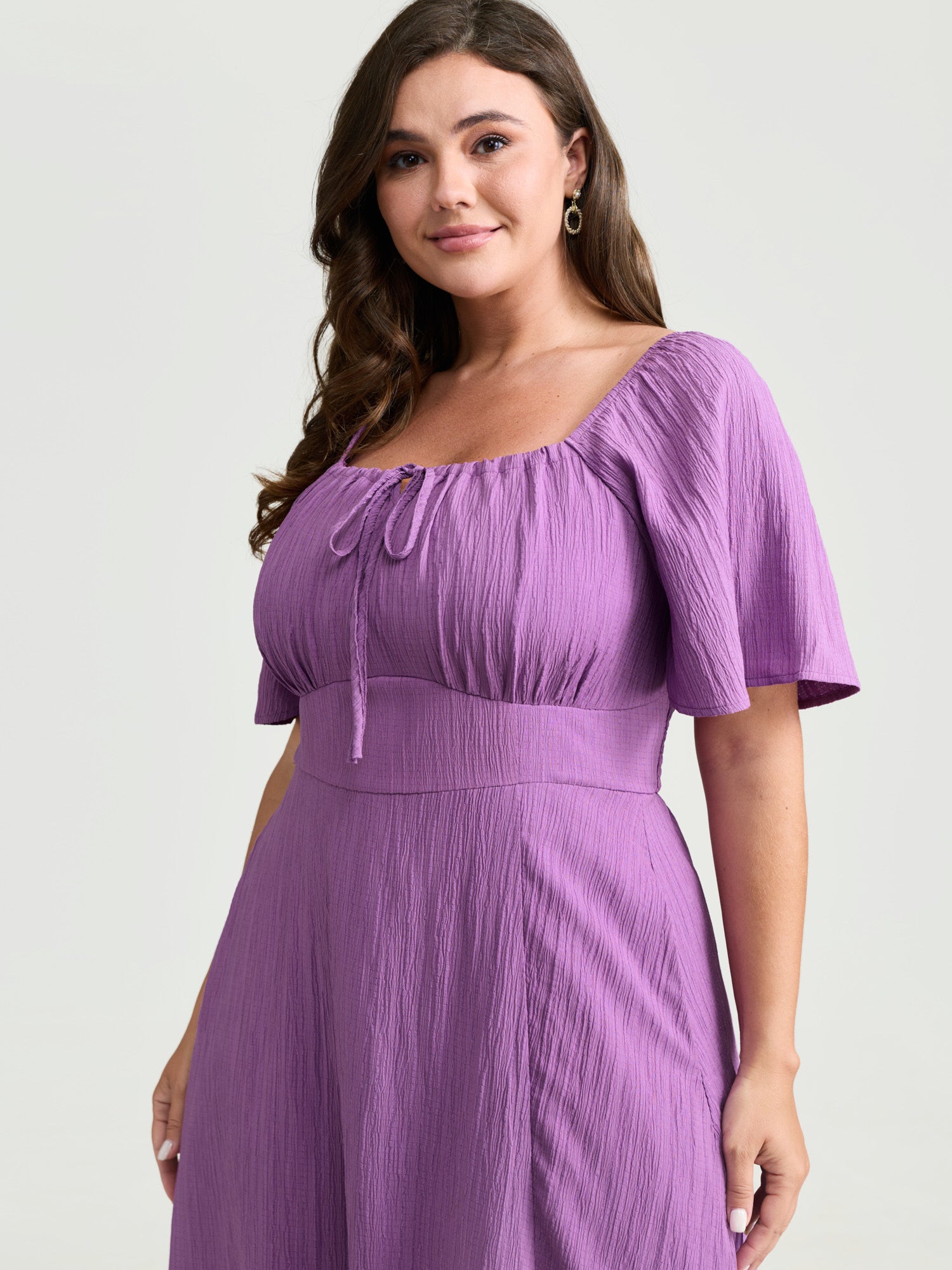 Textured Curvy Hem Bust-Friendly Slit Midi Dress