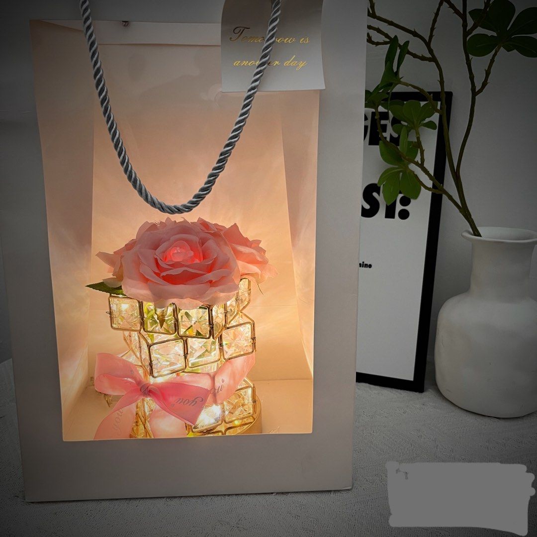 Rose Crystal Table Lamp