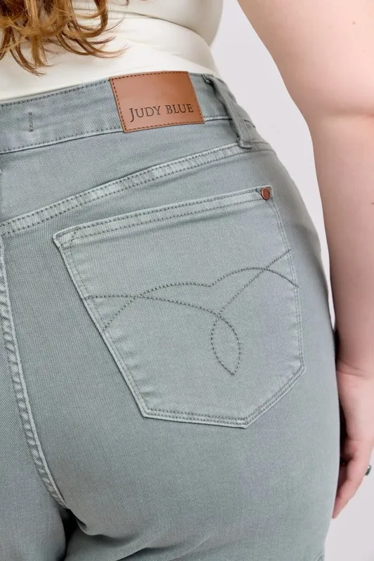 Hw Garment Dyed & Back Pkt Embroidery Shorts