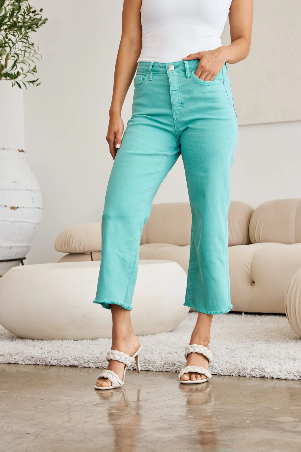 Crop Chloe Full Size Tummy Control High Waist Raw Hem Jeans