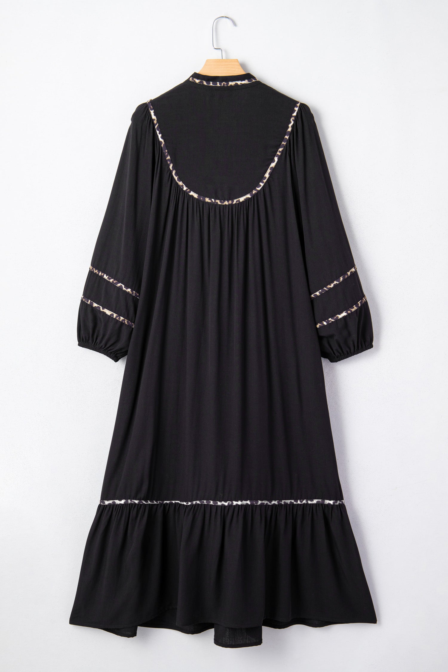 Black Contrast Leopard Trim Split Neck Long Sleeve Casual Midi Dress