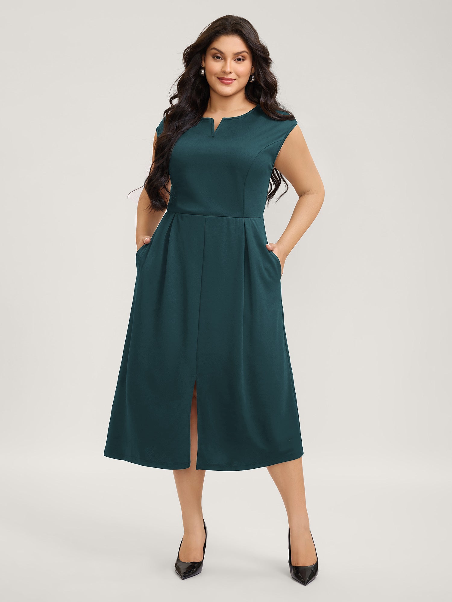 Stretchy Waist Pleated Midi Dress