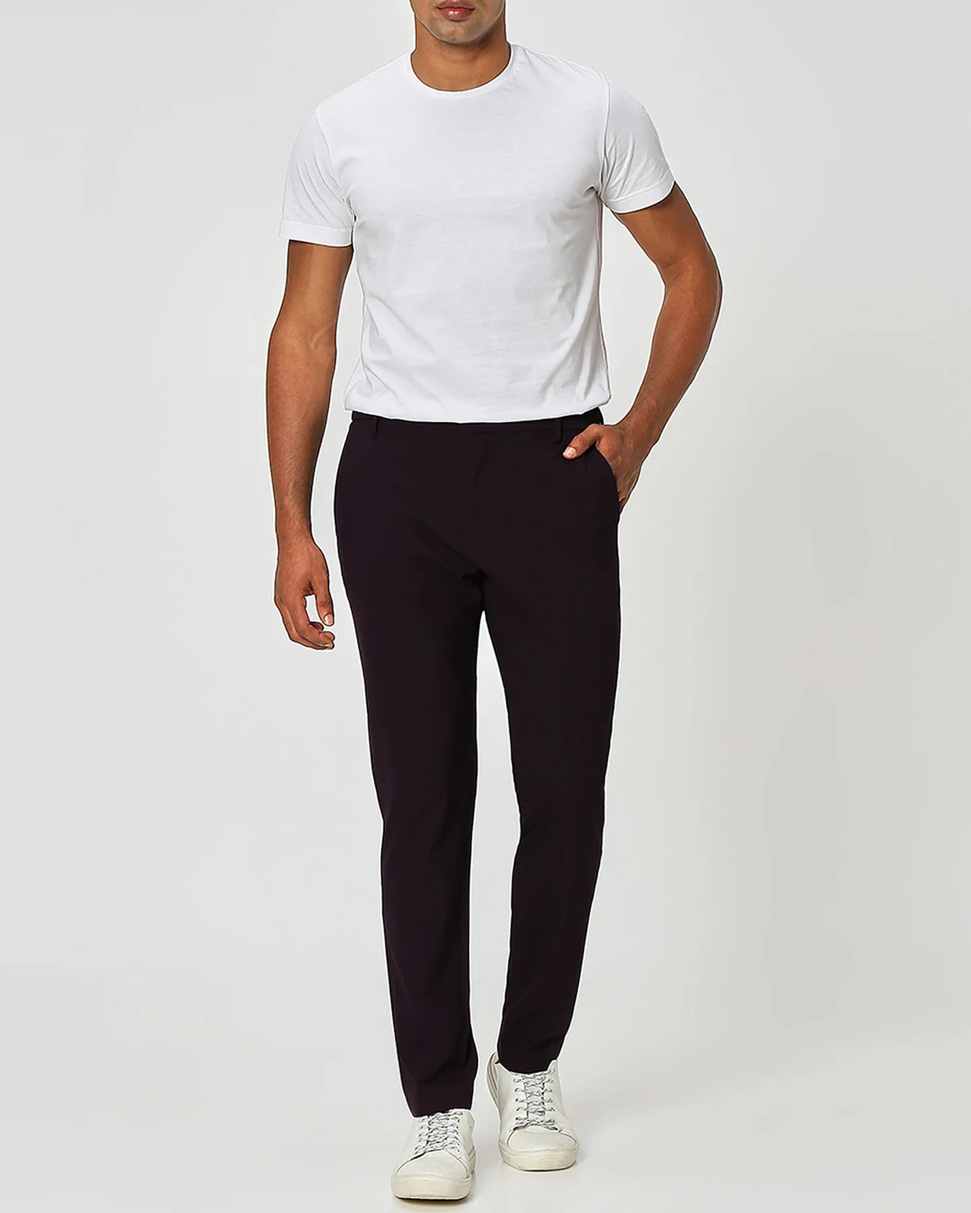 Classic Versatile Slim-Fit Straight-Leg  Maroon Trousers