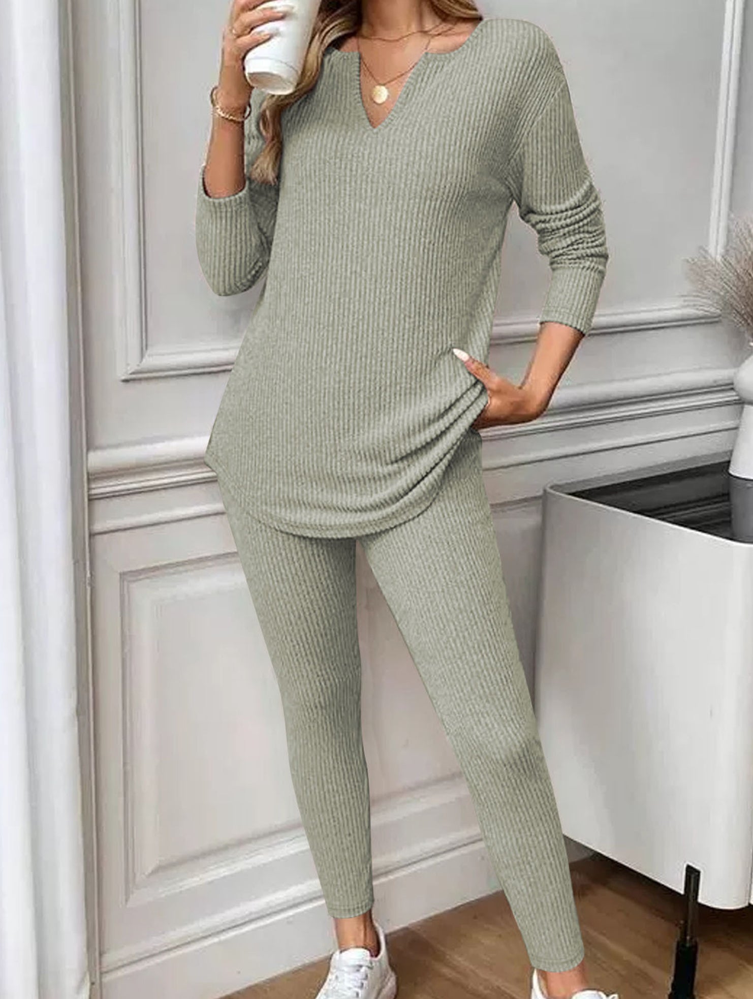 V-neck knit top and fitted trousers set for women_CWSS01460