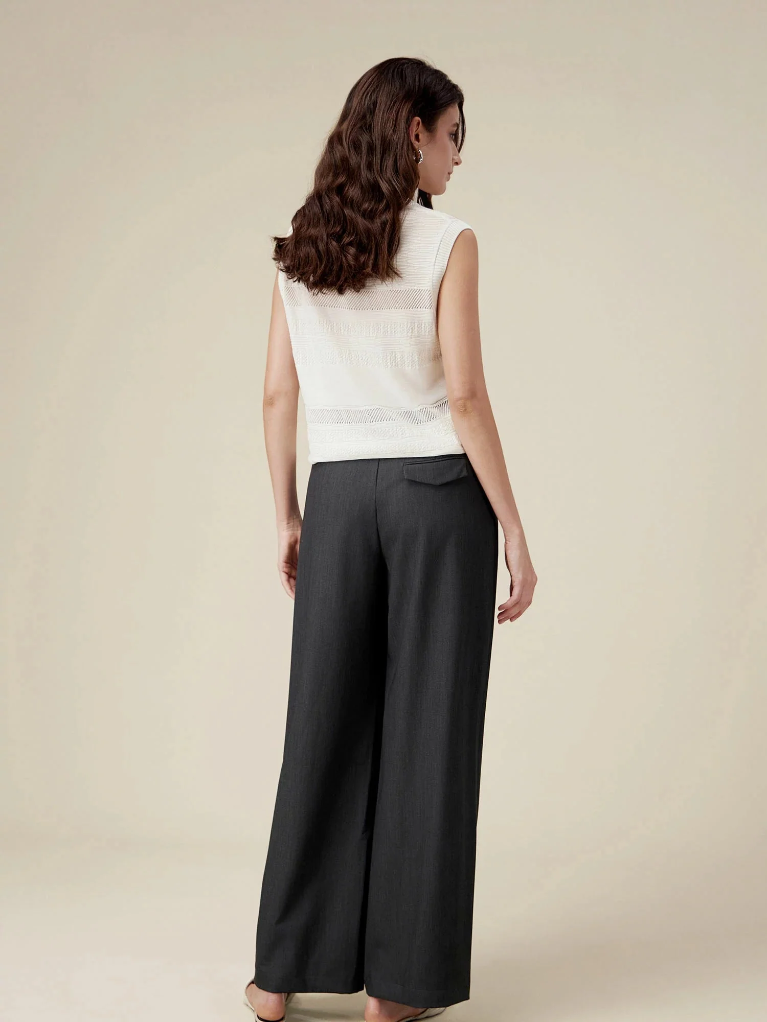 100% Lyocell Sleeveless Hollow Knit Top