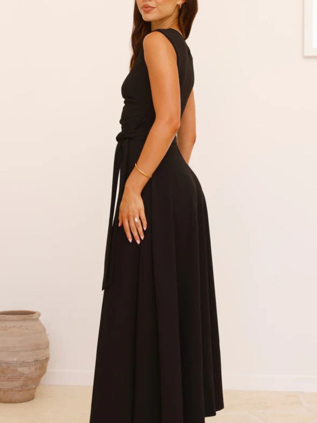 Single Shoulder Tie Waist Maxi Dress