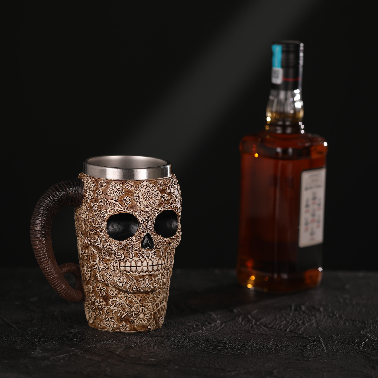 Scary Halloween Skull Crossbones Mug