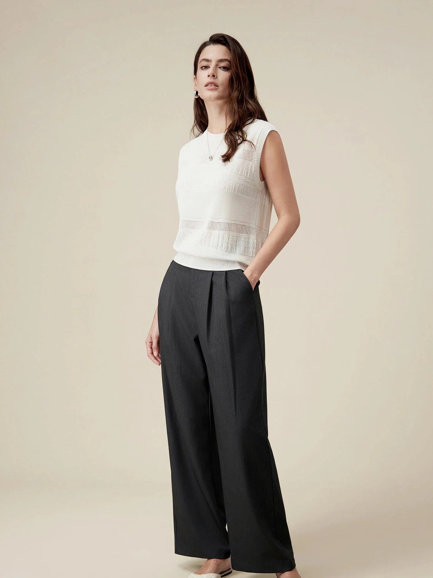 100% Lyocell Sleeveless Hollow Knit Top