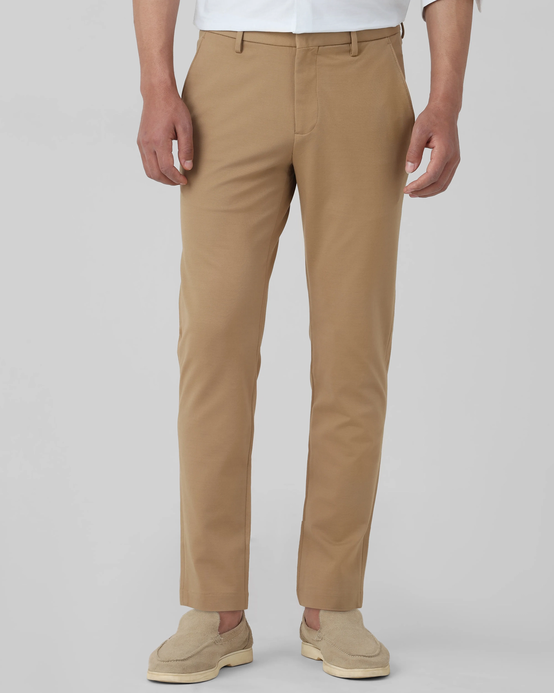 Classic Daily Slim-Fit Straight-Leg Khaki Trousers