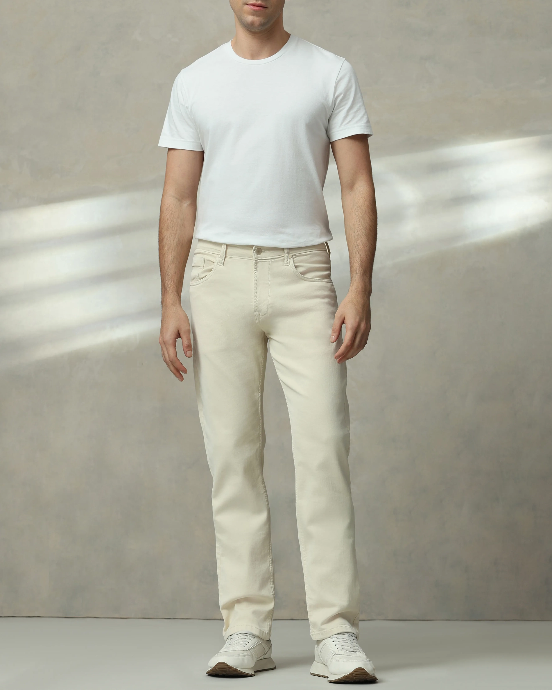 Classic Versatile And Comfortable Straight Off White Jeans