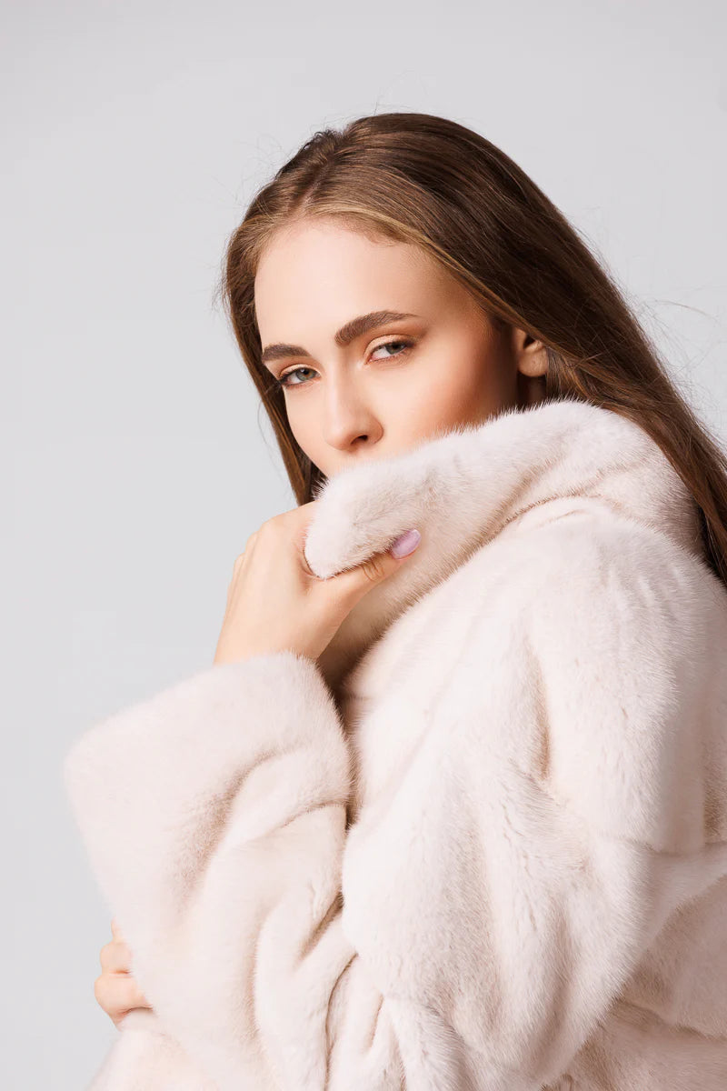 Haină din Blană Naturală de Vizon, Femei, Pearl 221