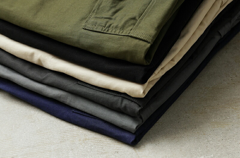 Vintage Style Wide Cargo Pants – Relaxed Fit Utility Trousers