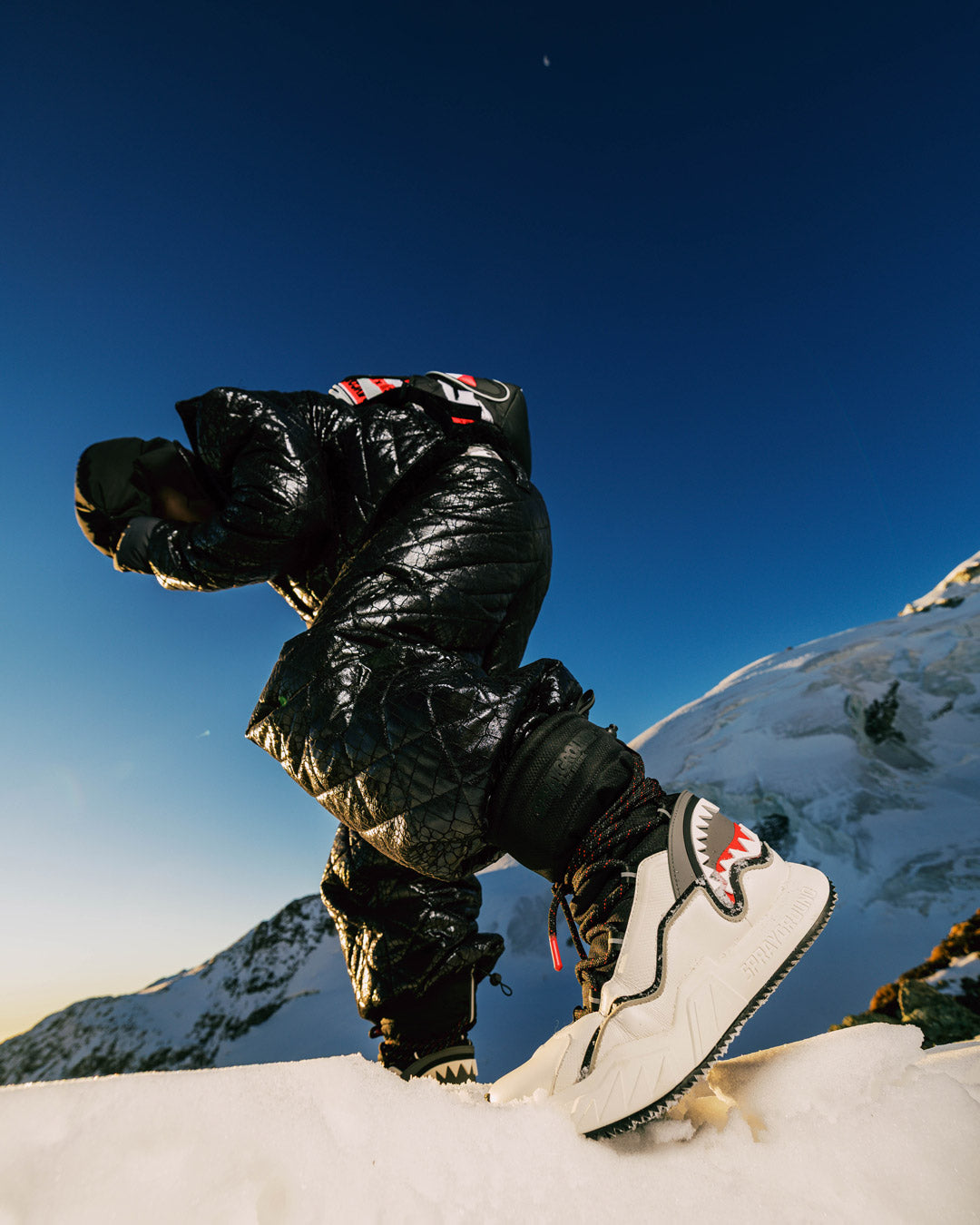 THE SPRAYGROUND SKY HIGH SEEKERS BOOT - SIZES M/W