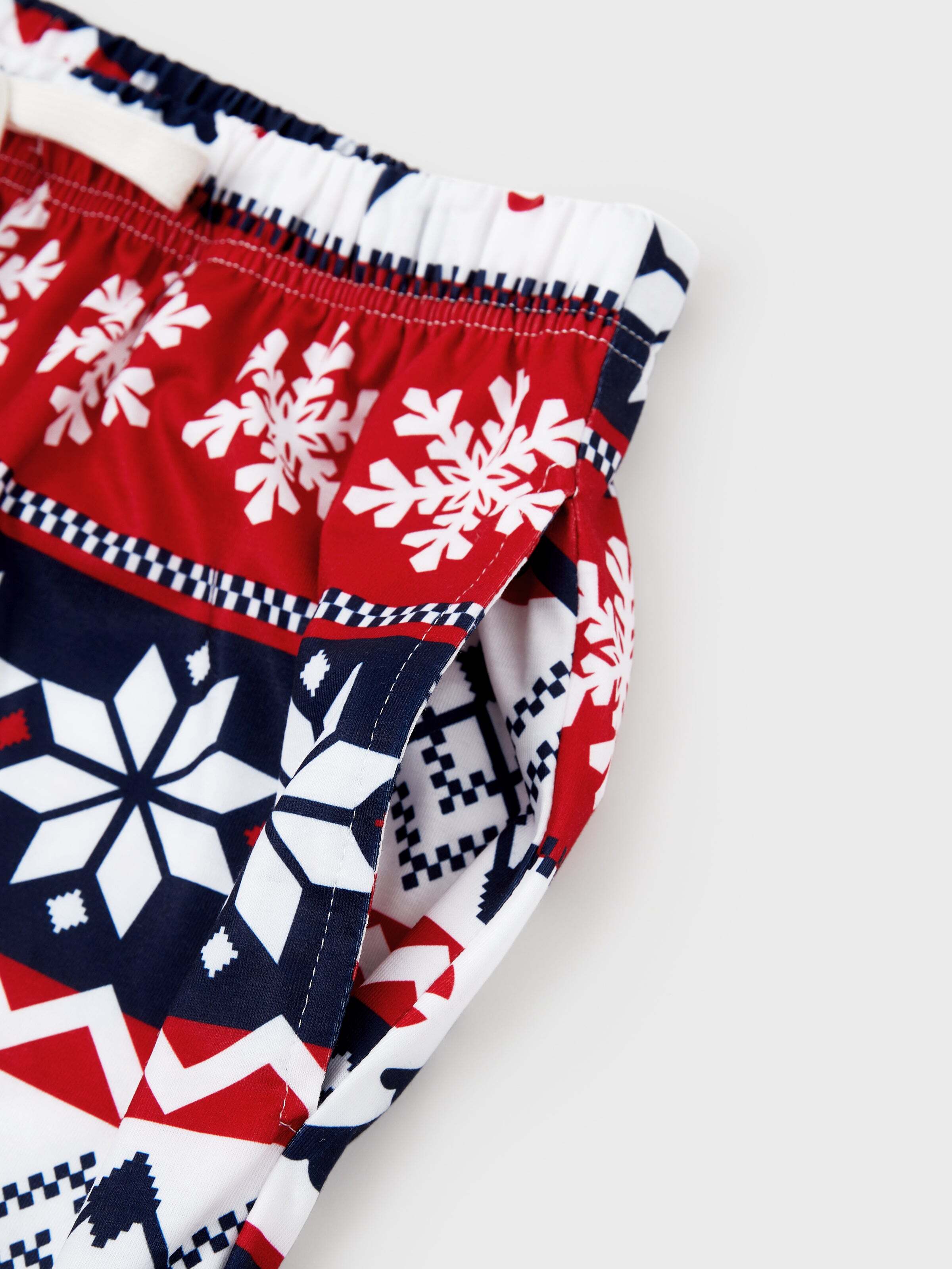 Christmas Matching Family Pajamas Set Glow In The Dark Santa Claus Print PJS with Christmas Socks Deep Blue