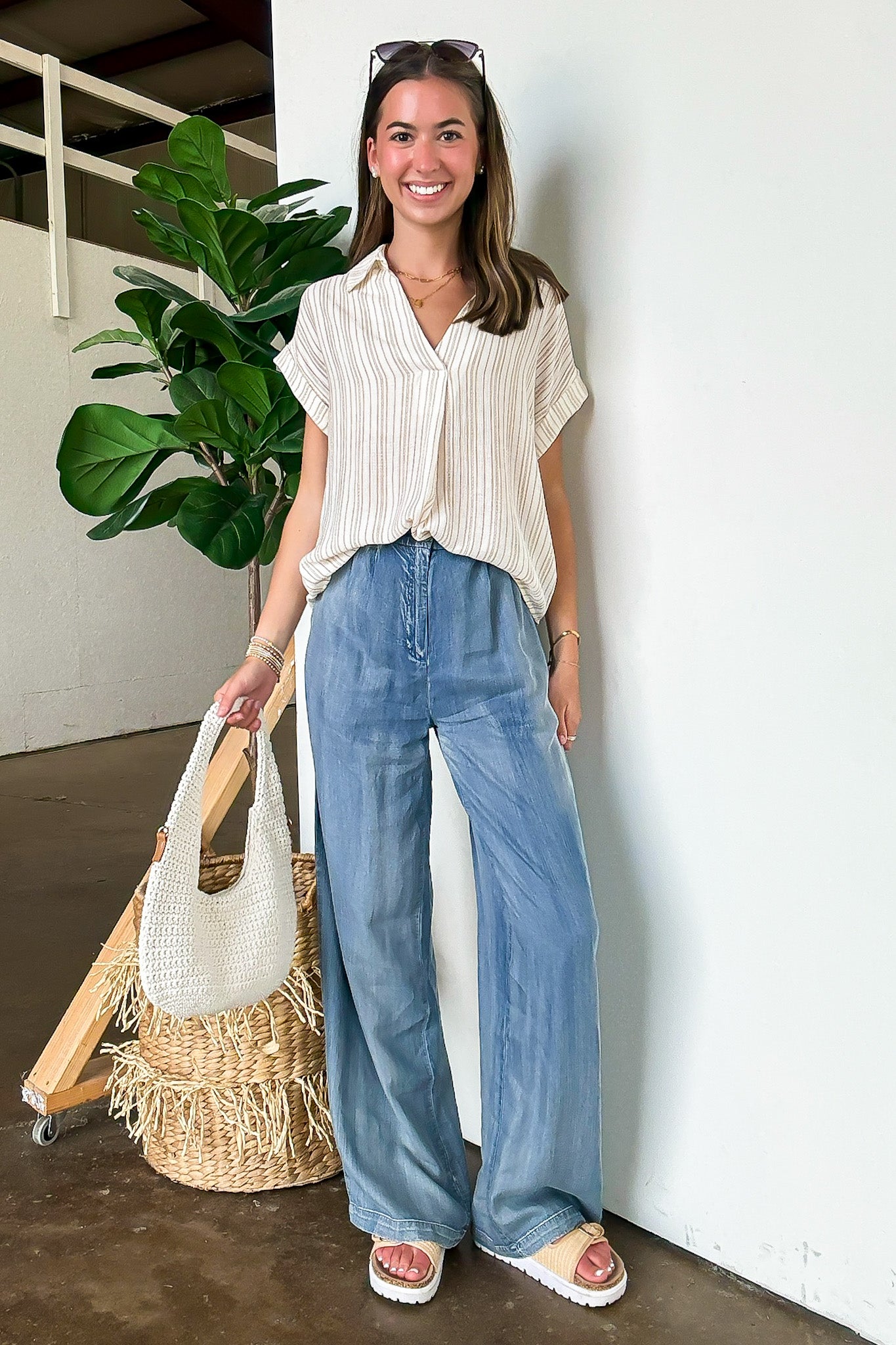 Collared Pintuck Detail Cuff Sleeve Shirt