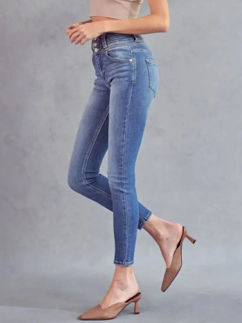 The Skinny Triple Button Kancan Jeans