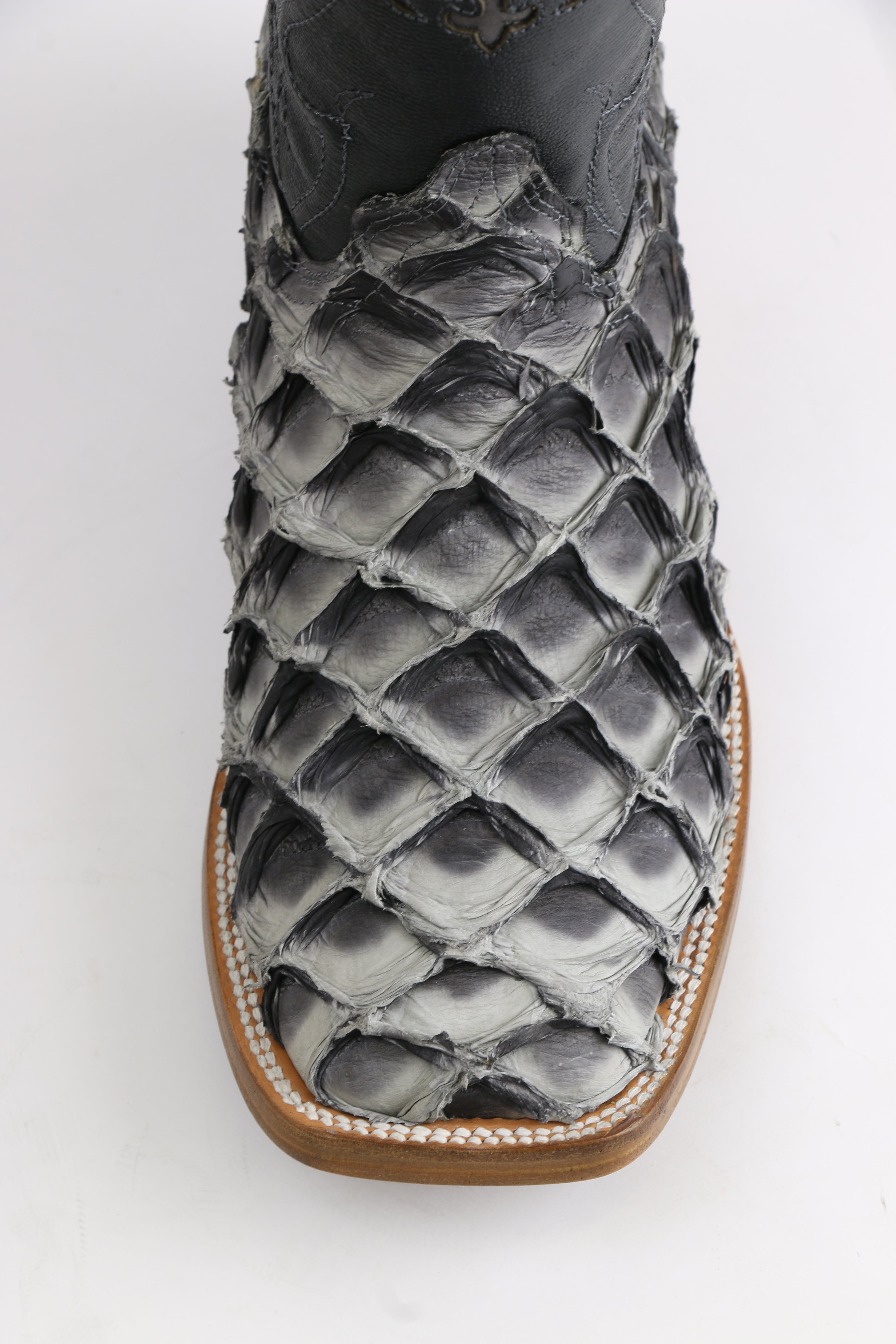 Chero's Premium Exotic Pirarucu Mockingbird Clearance Sale 70%OFF