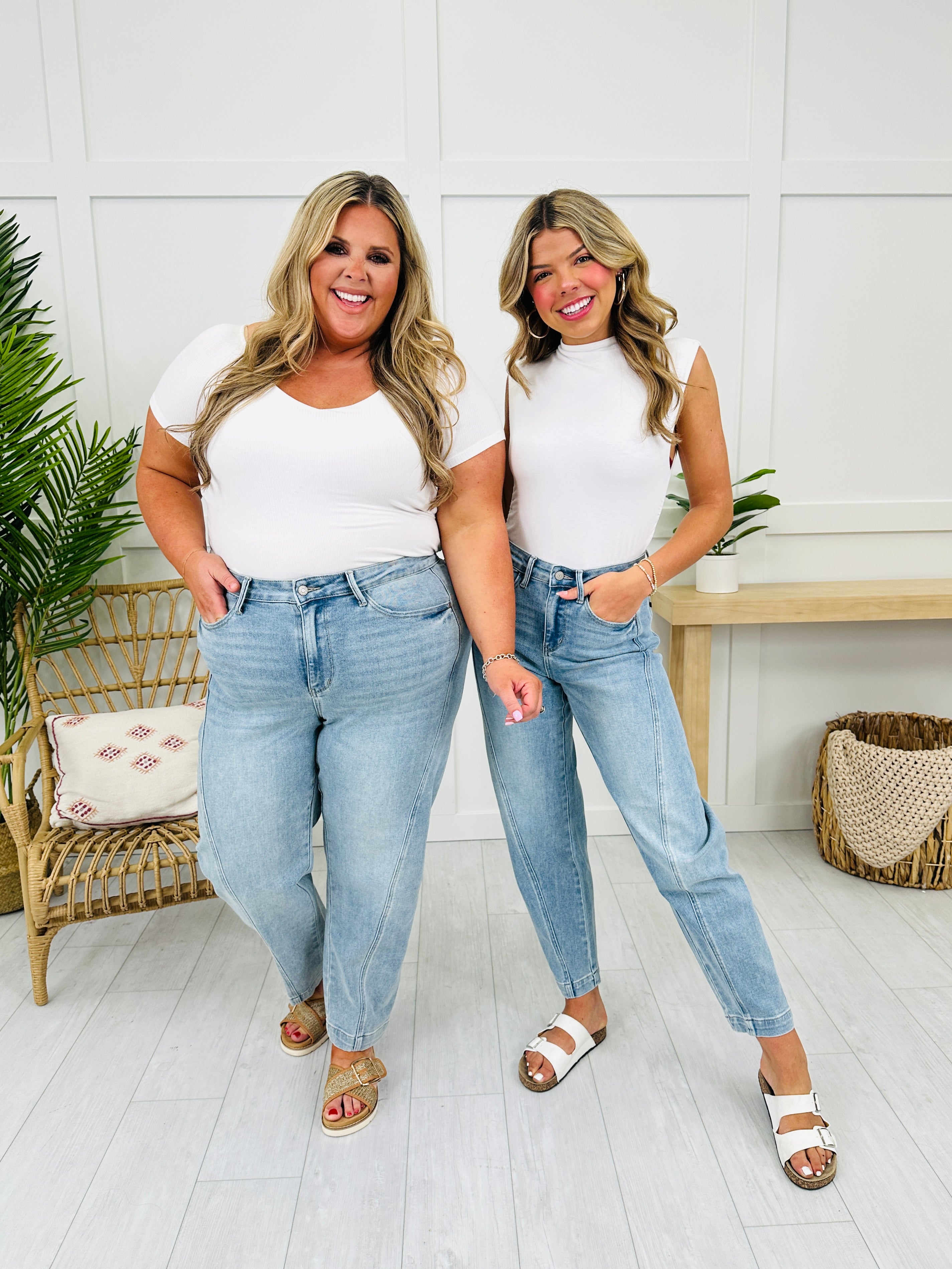 Judy Blue Barrel of Fun Barrel Style Jeans