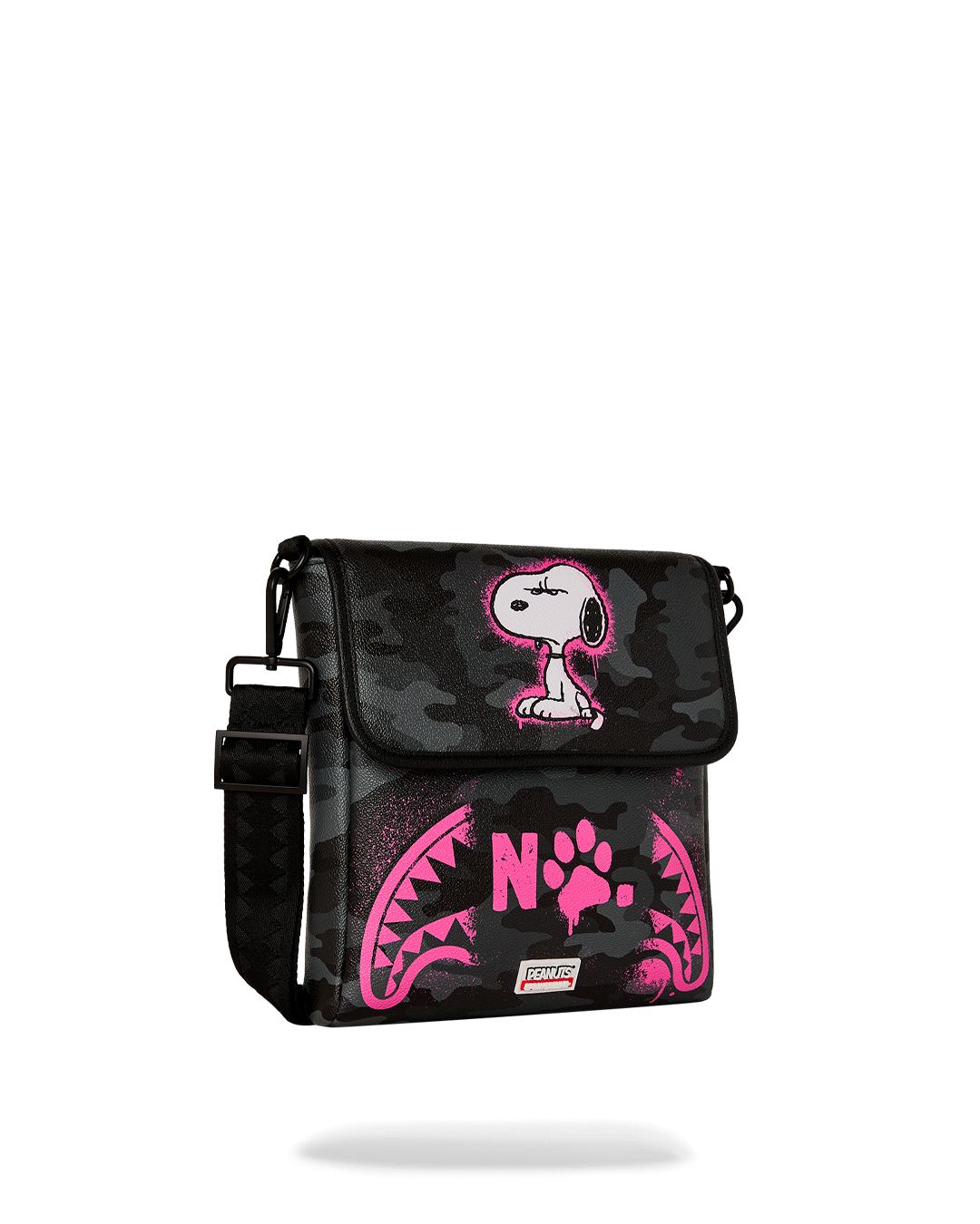 SNOOPY THAT'S A NO NO MESSENGER SLING