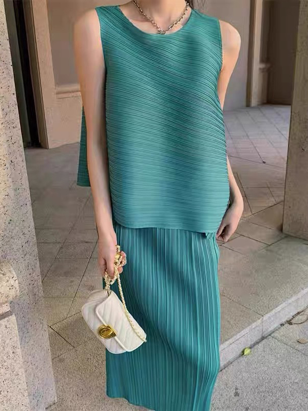 Simple Loose Sleeveless Pleated Asymmetric Solid Color Round-Neck Vest Top