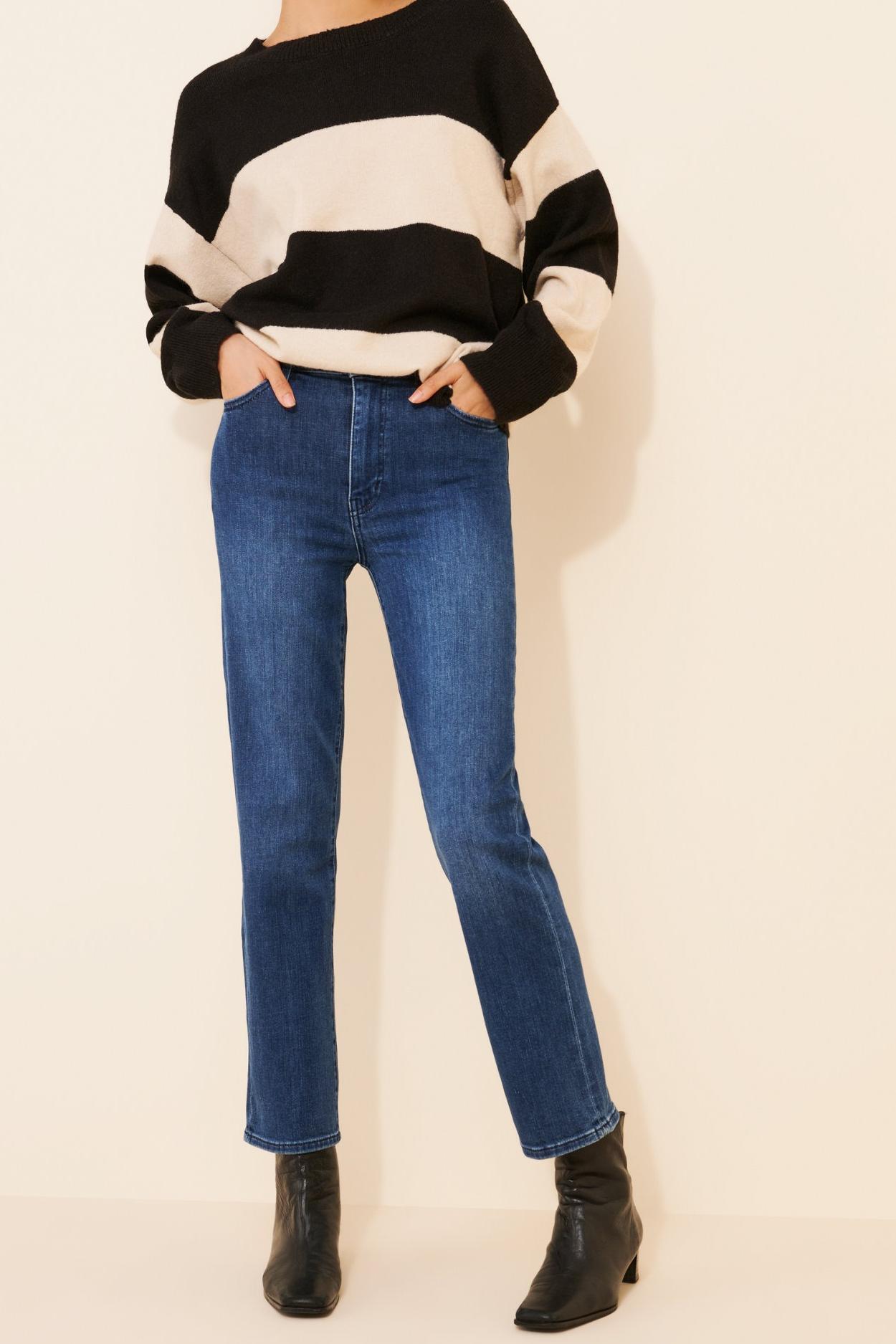 High Rise Straight Fit Ankle Length Jeans