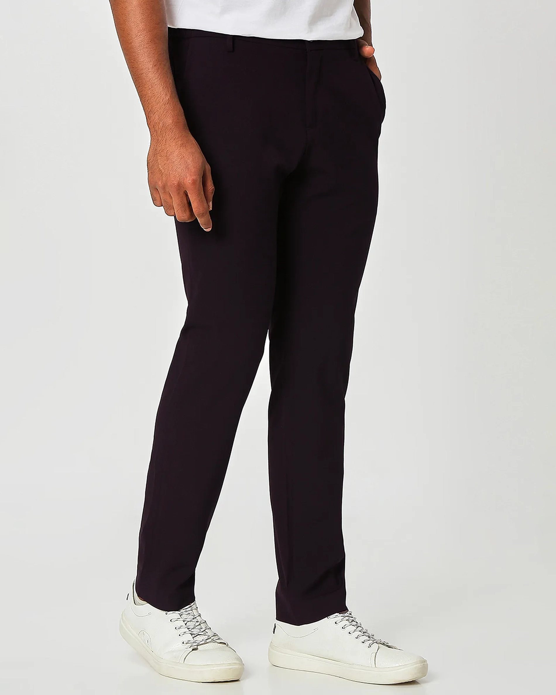 Classic Versatile Slim-Fit Straight-Leg  Maroon Trousers